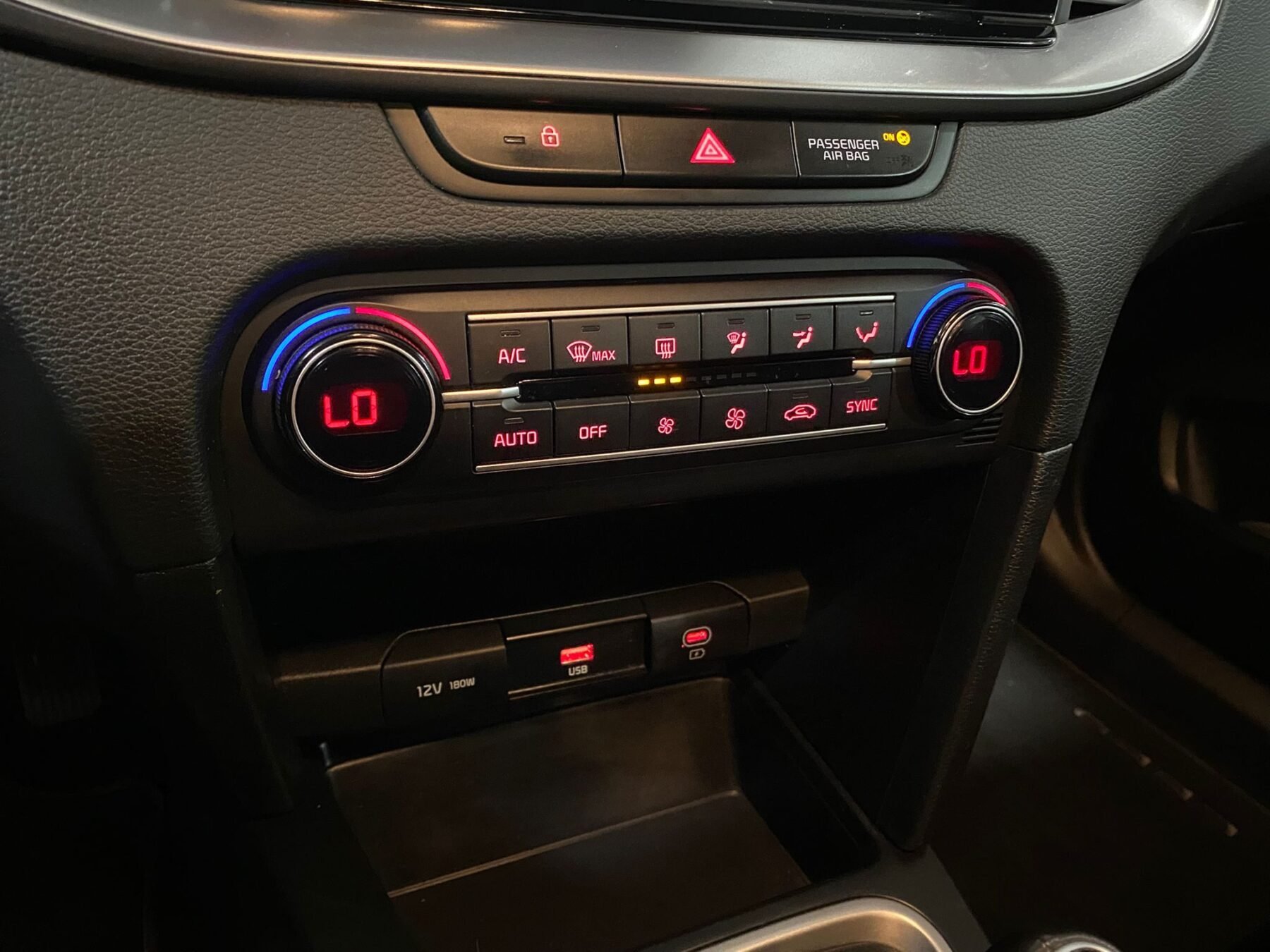 KIA CEED 1.6 MHEV iMT Drive