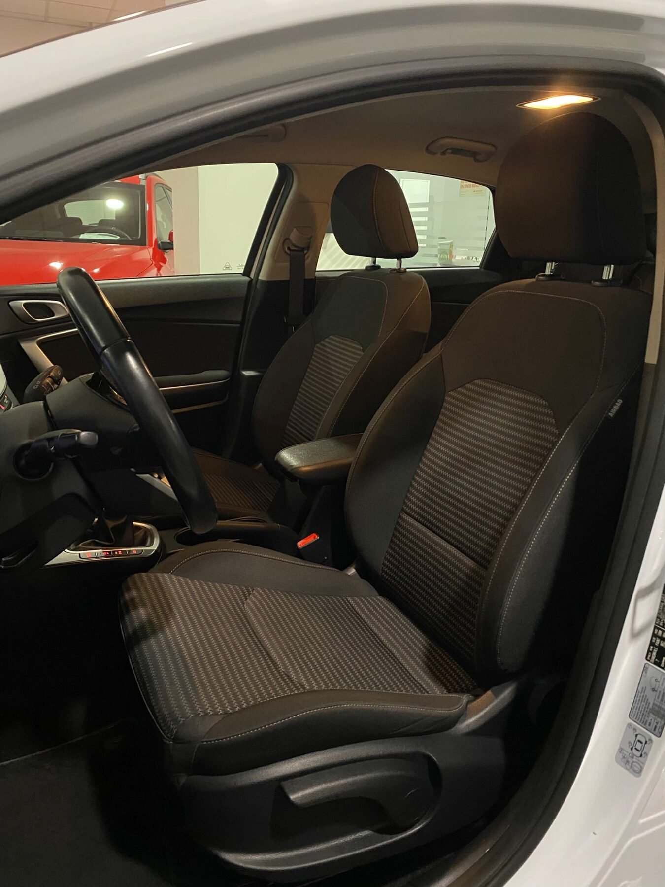 KIA CEED 1.6 MHEV iMT Drive