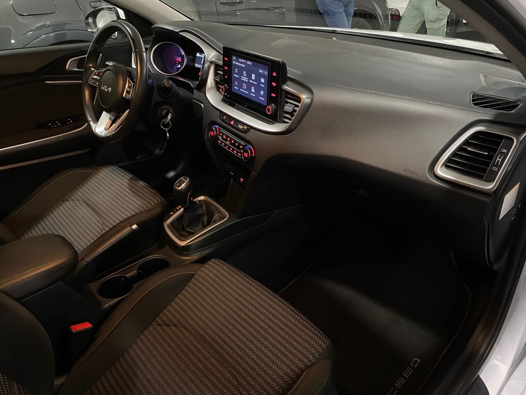 KIA CEED 1.6 MHEV iMT Drive