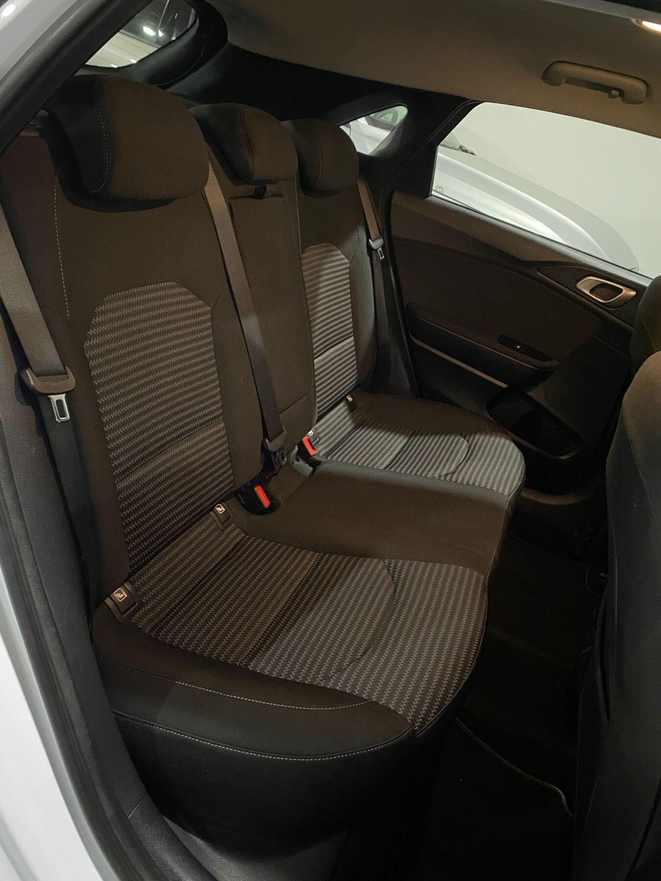 KIA CEED 1.6 MHEV iMT Drive