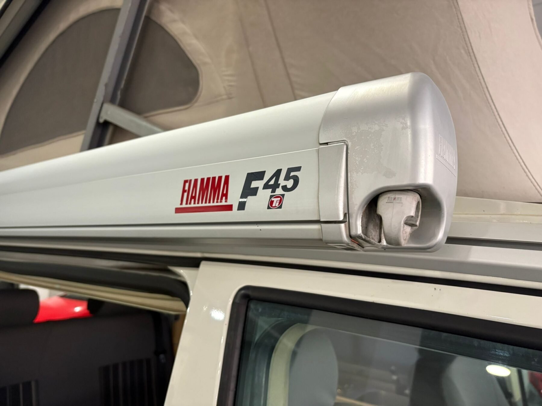 VOLKSWAGEN CALIFORNIA Comfortline 2.5 TDI