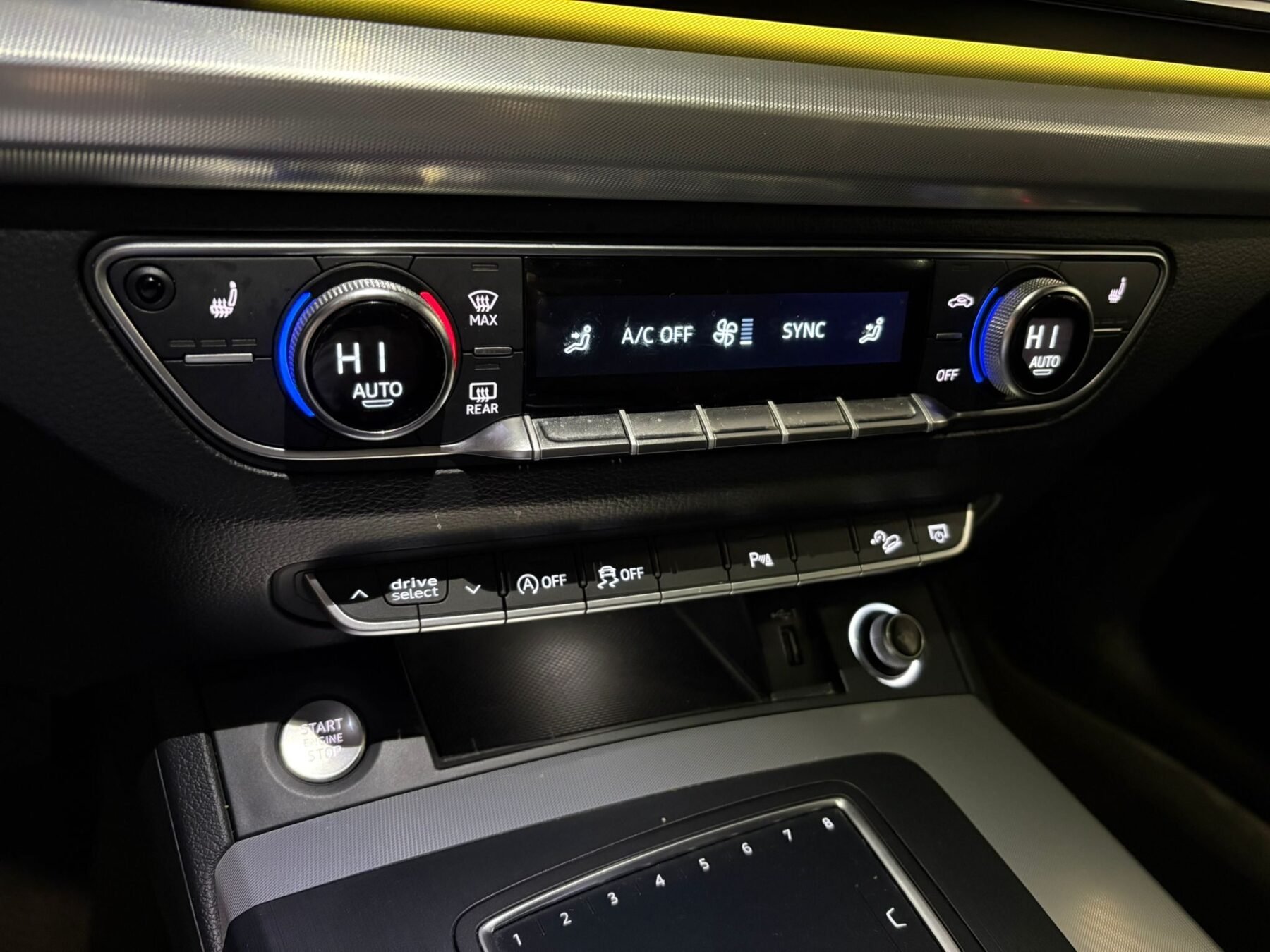 AUDI Q5 Black line 40 TDI quattro S tronic