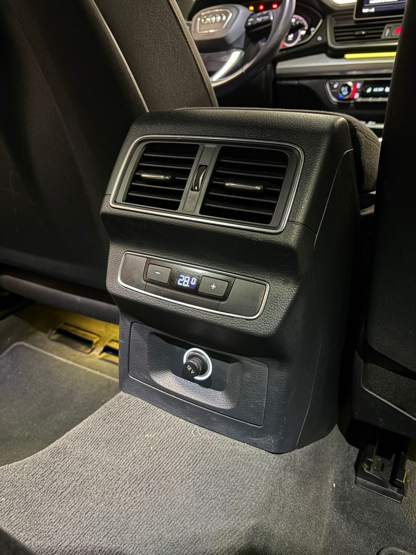 AUDI Q5 Black line 40 TDI quattro S tronic