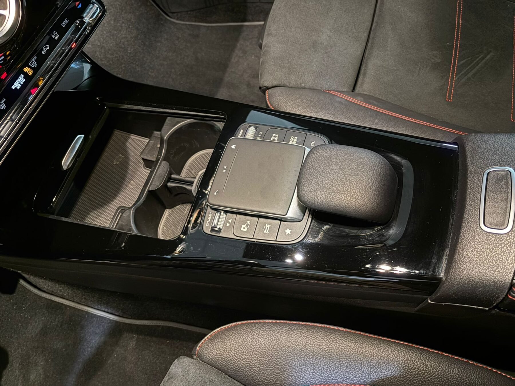 MERCEDES-BENZ Clase A A200D AMG 