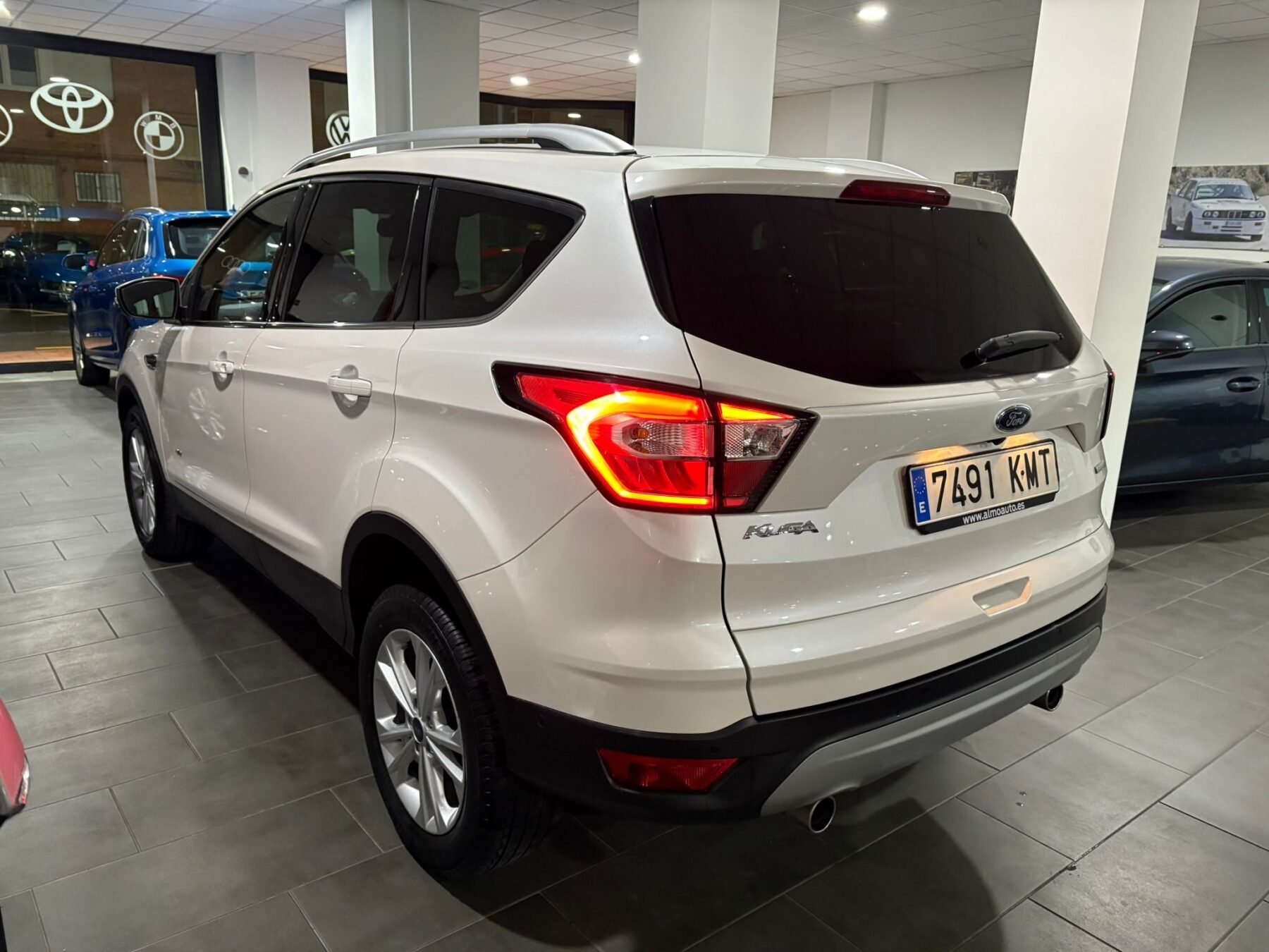 FORD KUGA 1.5 EcoBoost 4x4 Titanium Auto