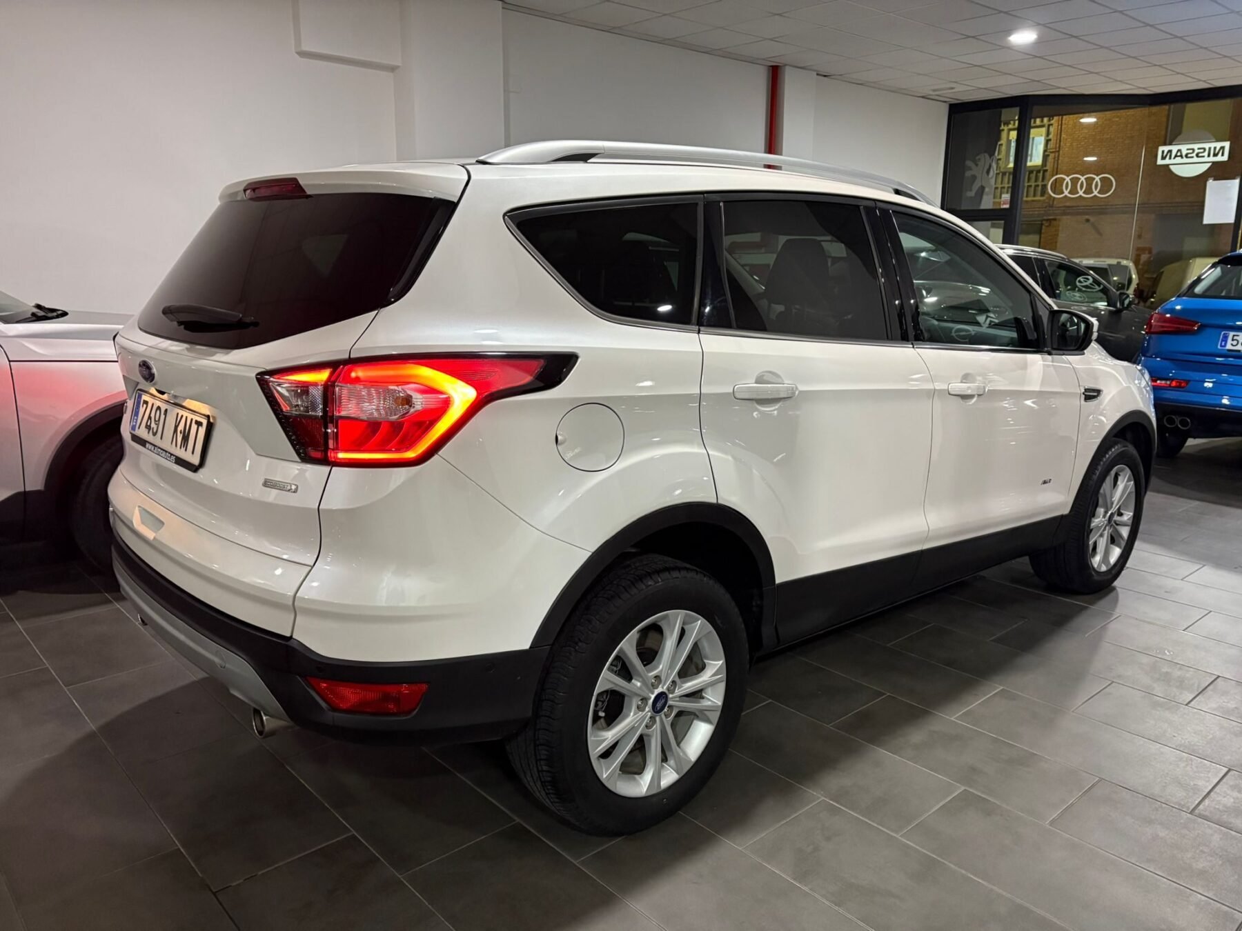 FORD KUGA 1.5 EcoBoost 4x4 Titanium Auto