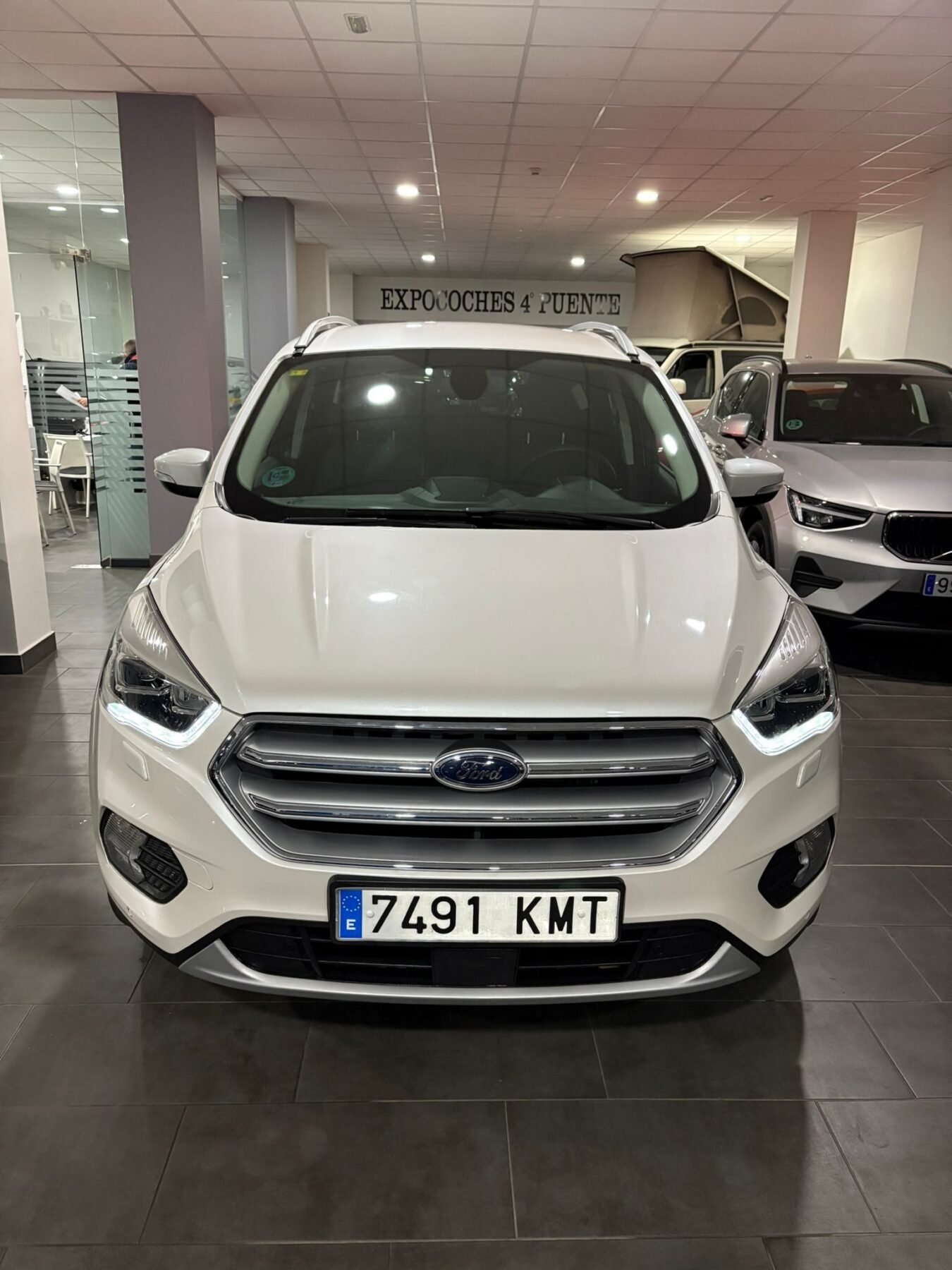 FORD KUGA 1.5 EcoBoost 4x4 Titanium Auto