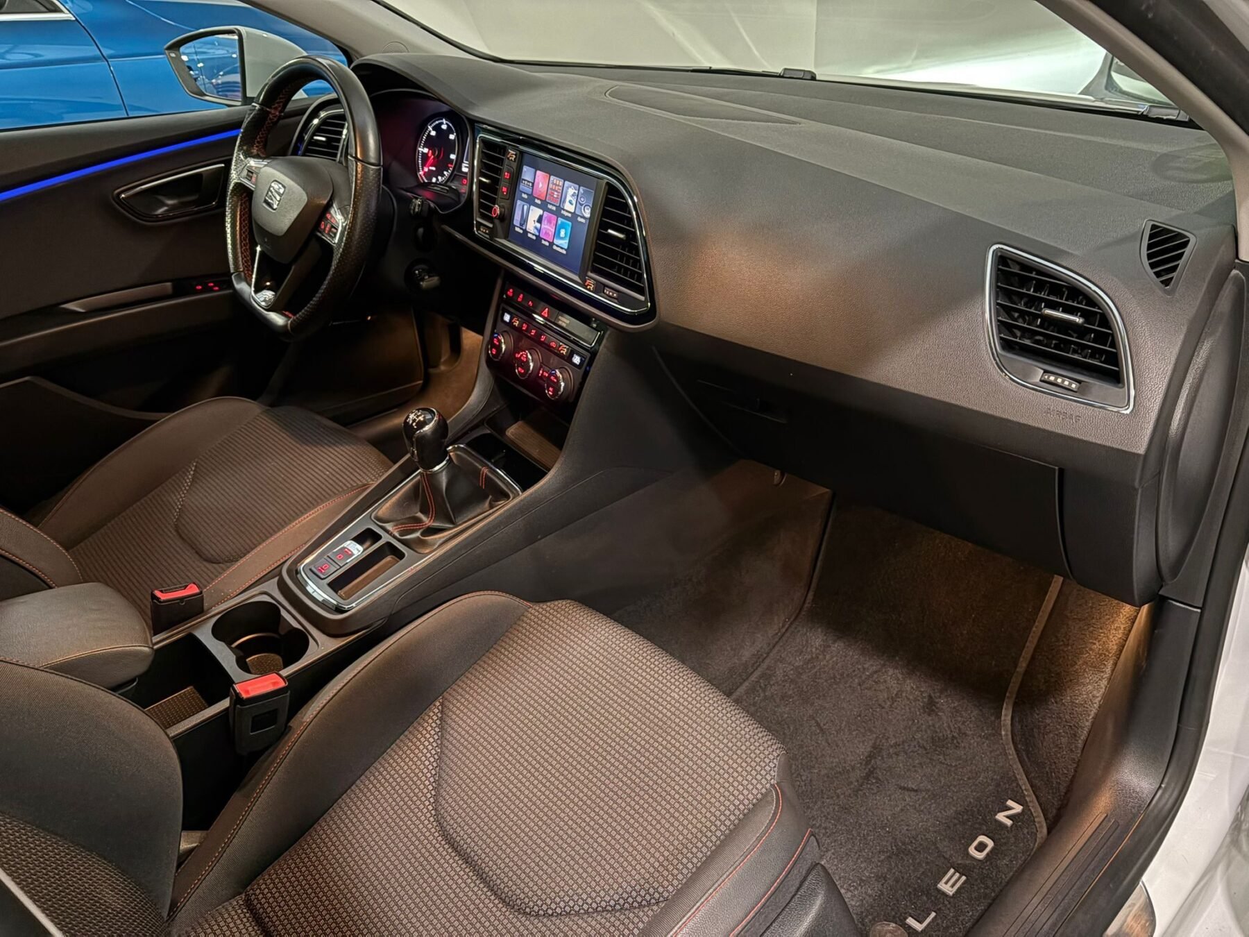 SEAT LEON ST 2.0 TDI StSp FR