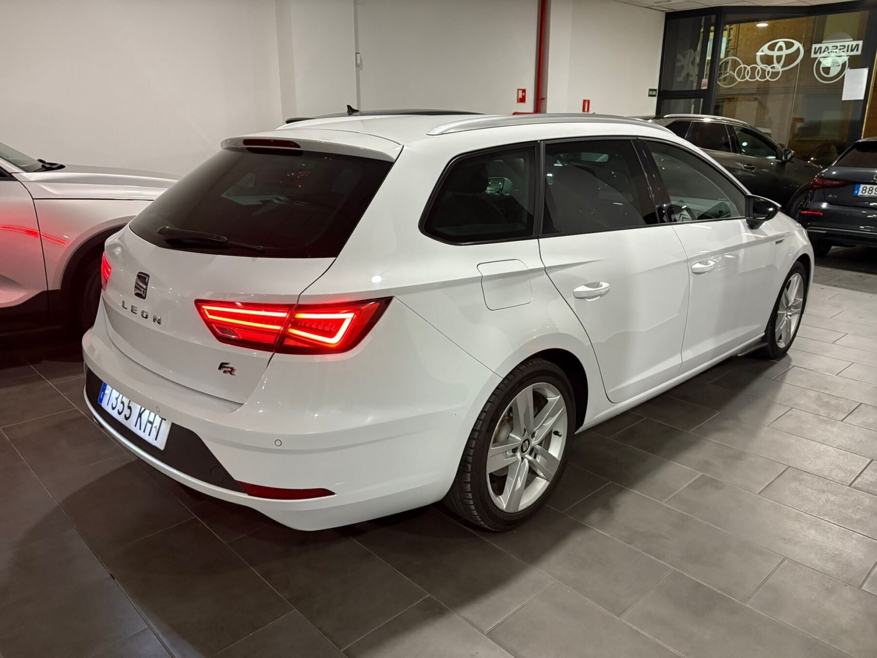 SEAT LEON ST 2.0 TDI StSp FR