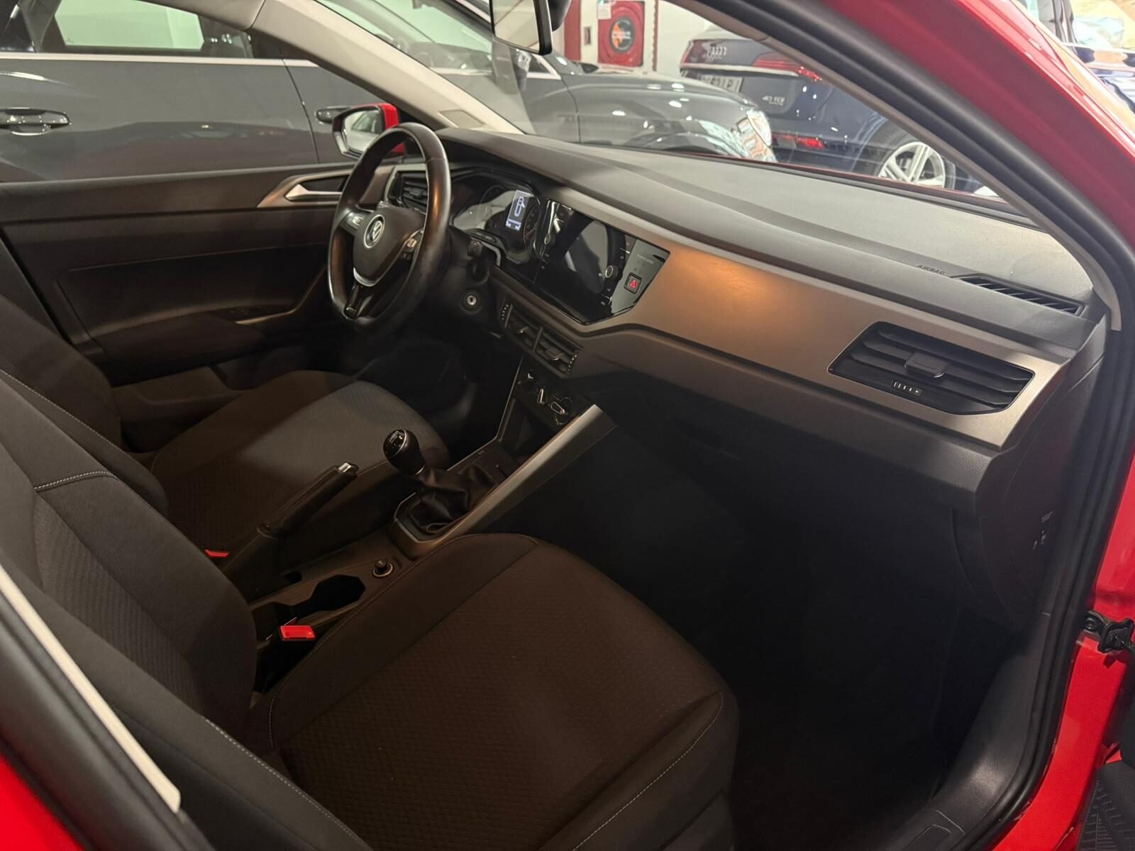 VOLKSWAGEN POLO Advance 1.0 TSI