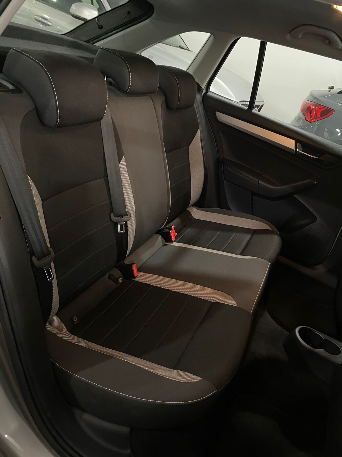 SKODA RAPID 1.0 TSI Like