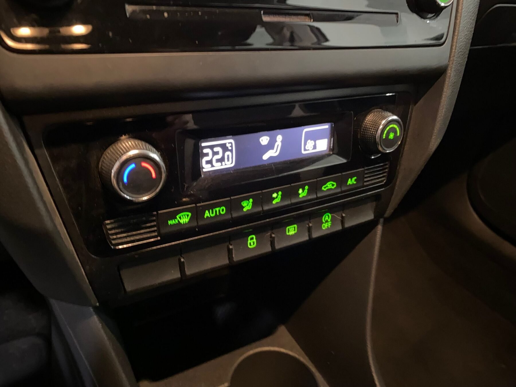 SKODA RAPID 1.0 TSI Like