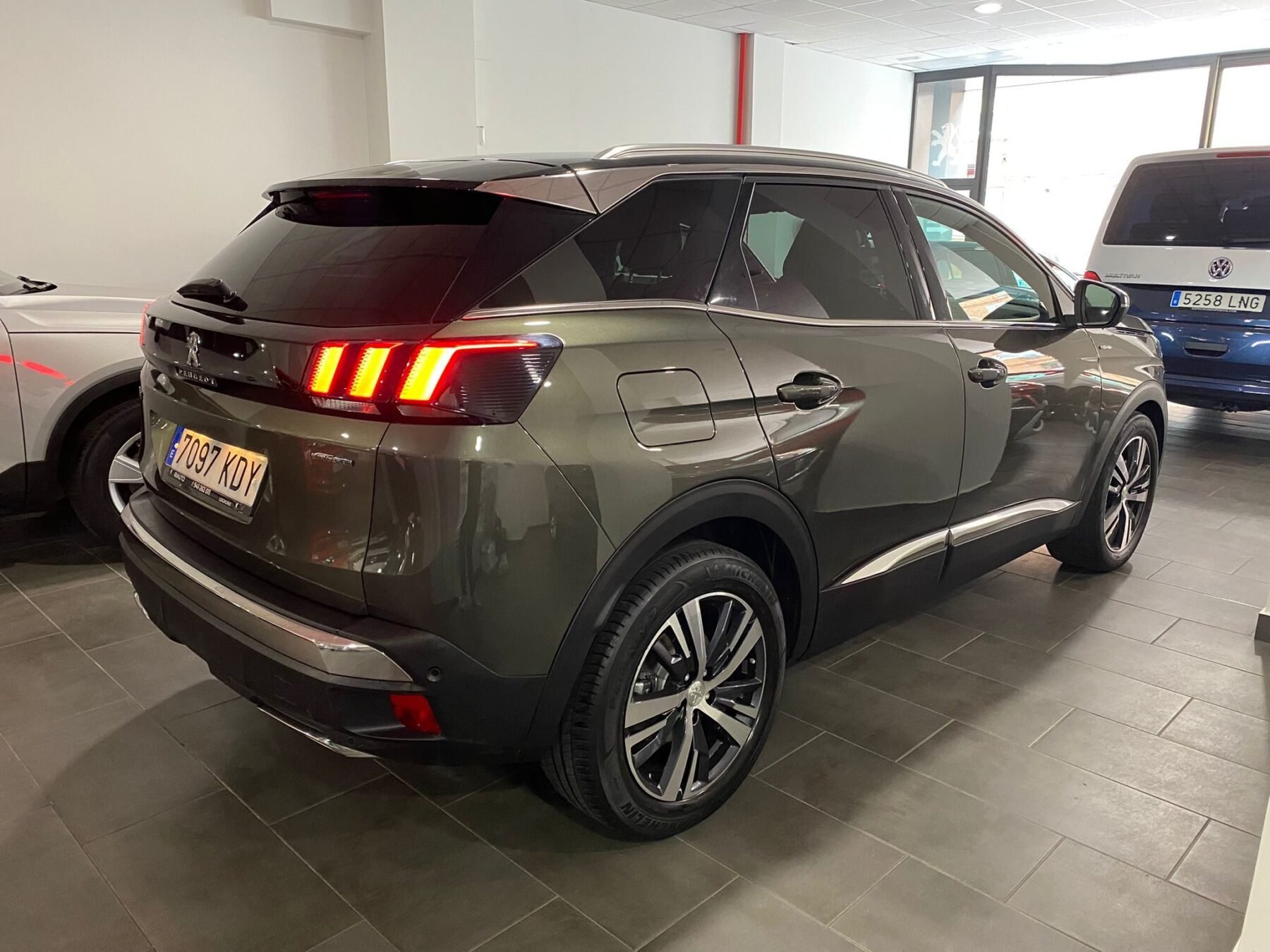 PEUGEOT 3008 1.6 THP GT LINE AUTO SS