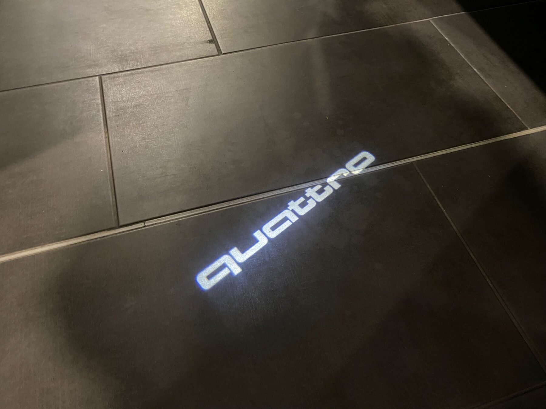 AUDI Q5 S line 2.0 TDI quattro S tronic