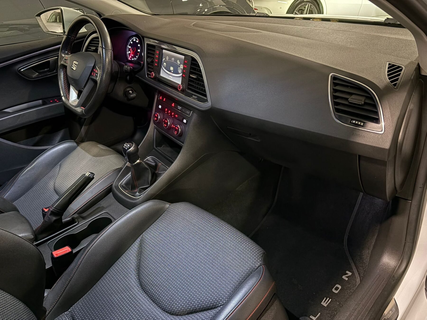 SEAT LEON 1.4 TSI ACT StSp FR