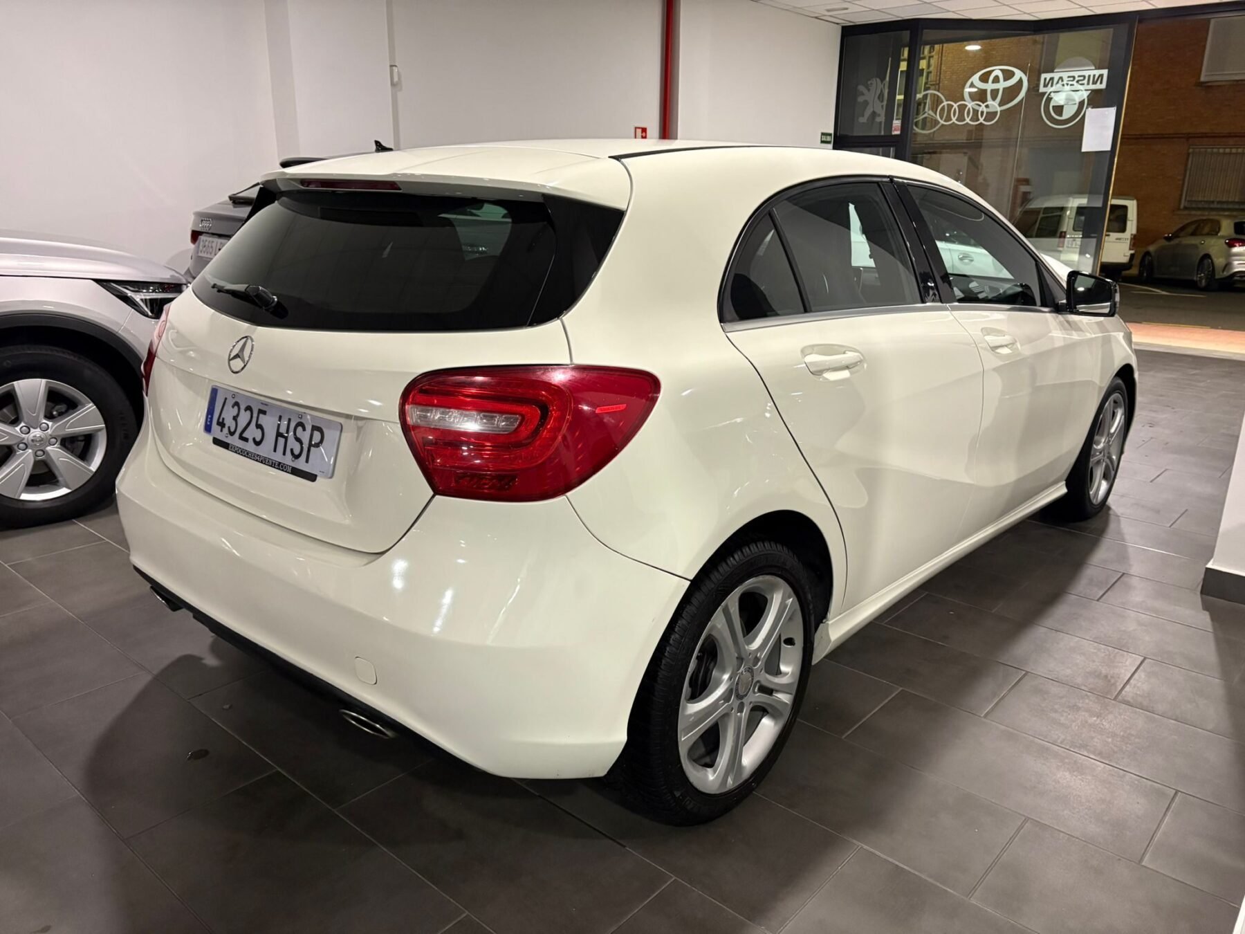 MERCEDES-BENZ Clase A A 180 CDI BlueEFFICIENCY