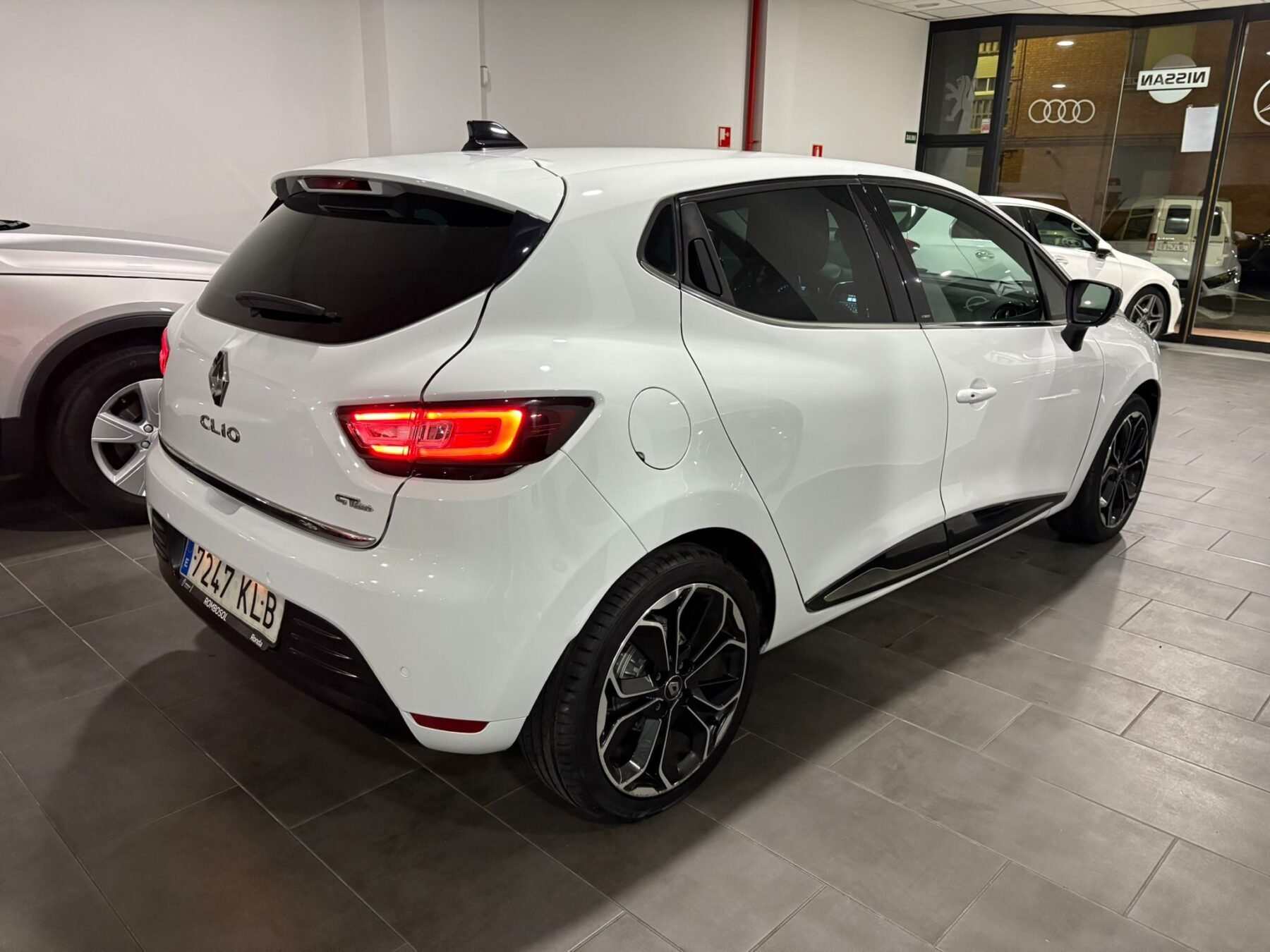 RENAULT Clio Limited Energy TCe 