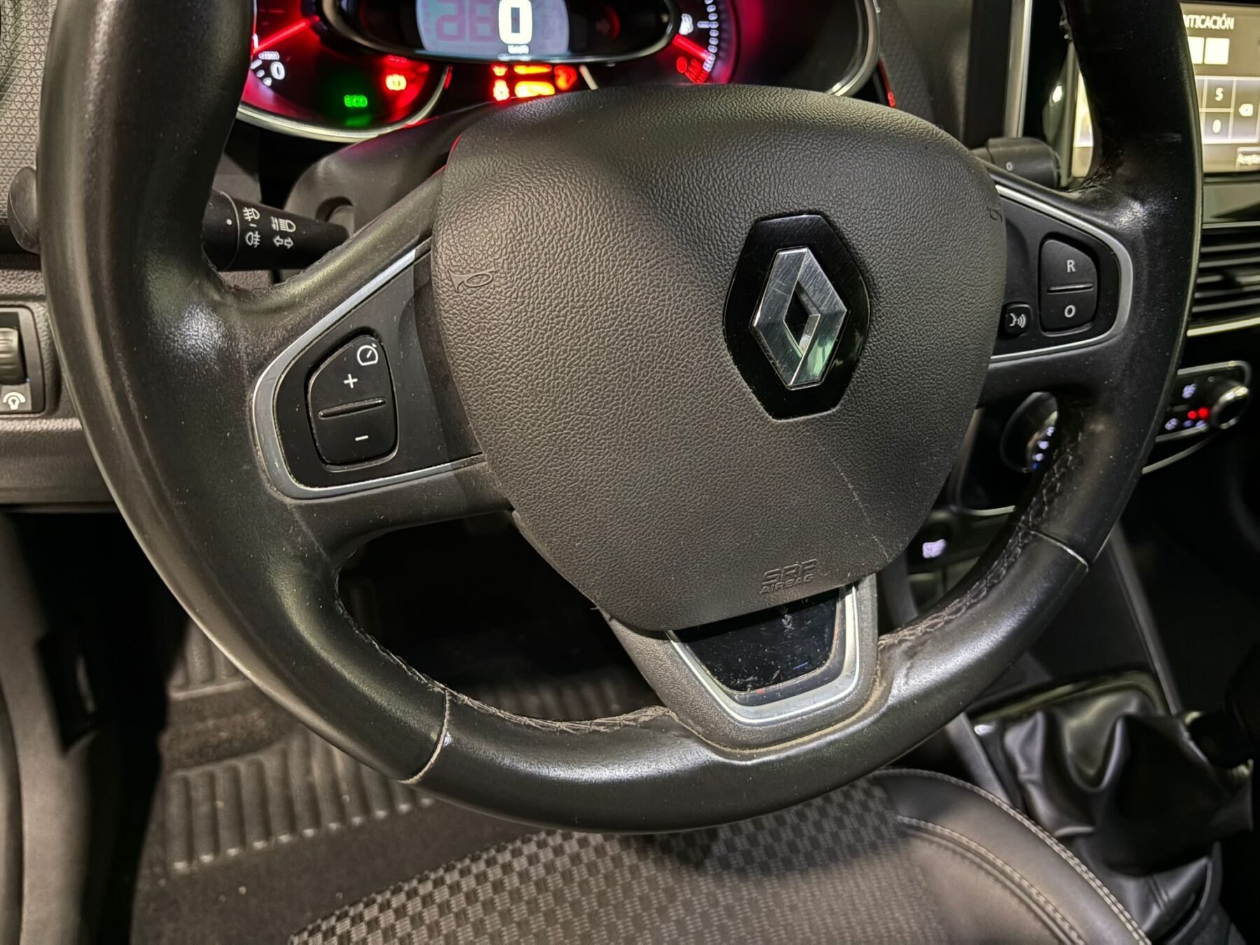 RENAULT Clio Limited Energy TCe 