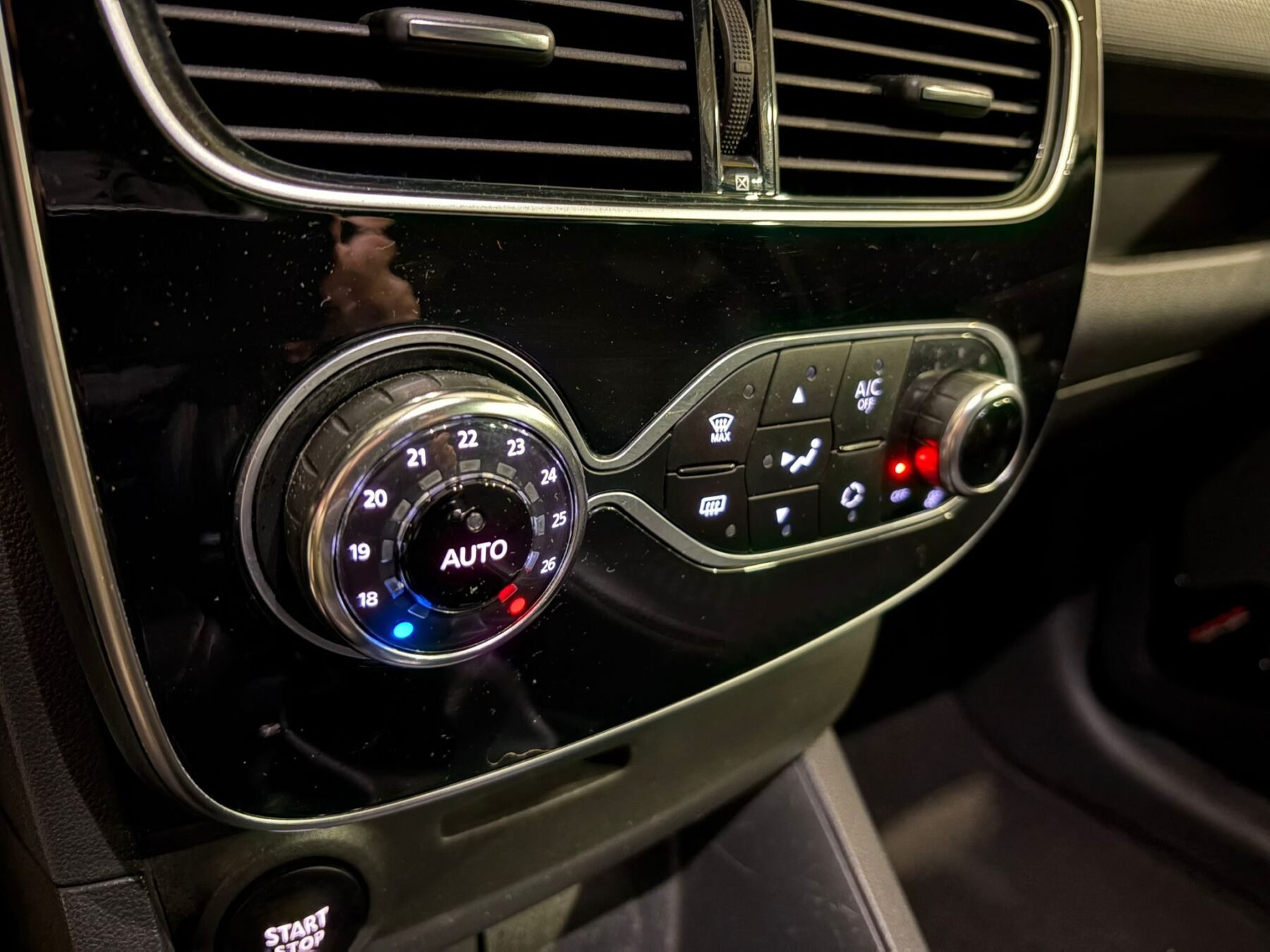 RENAULT Clio Limited Energy TCe 