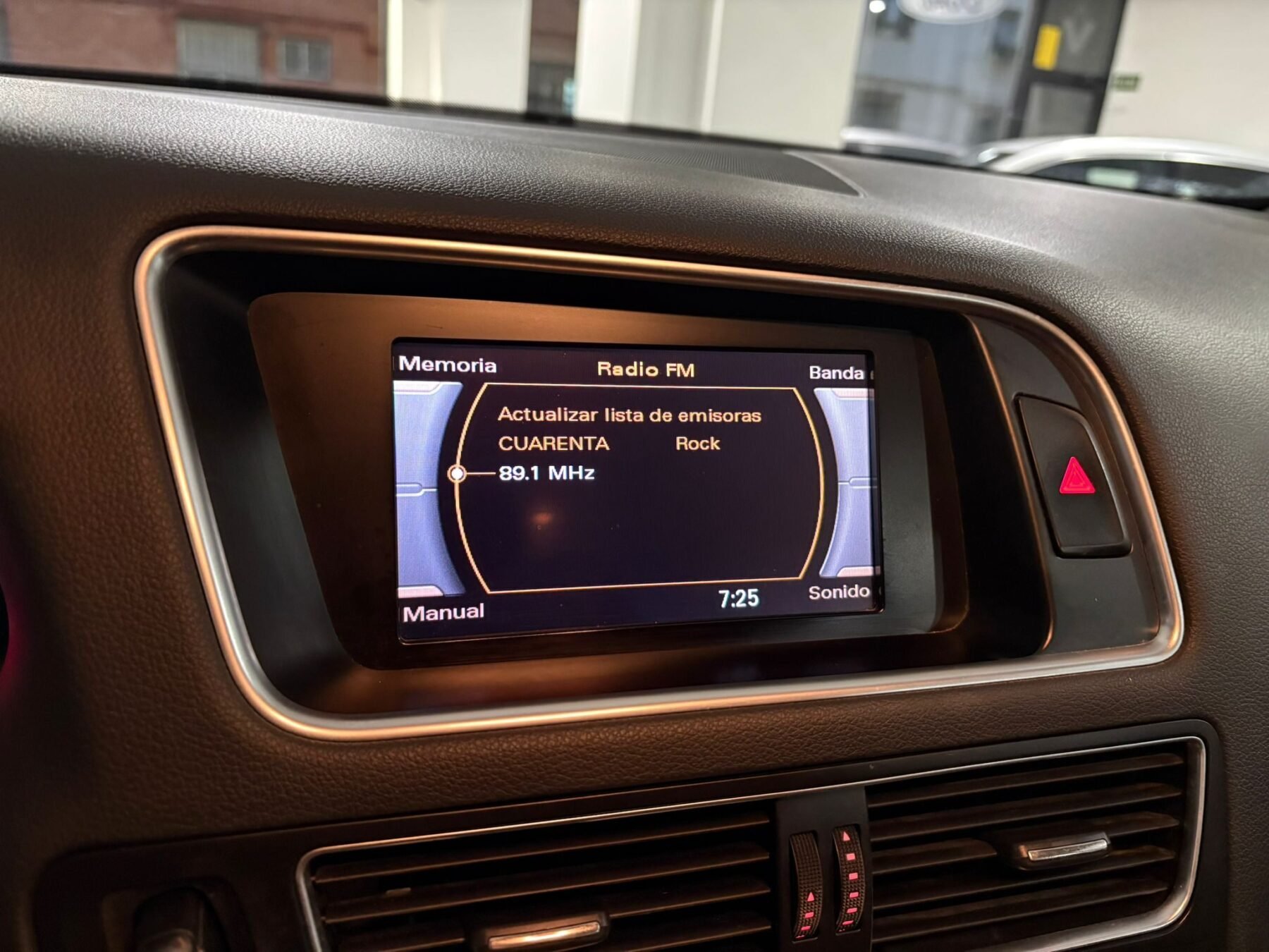 AUDI Q5 2.0 TDI quattro