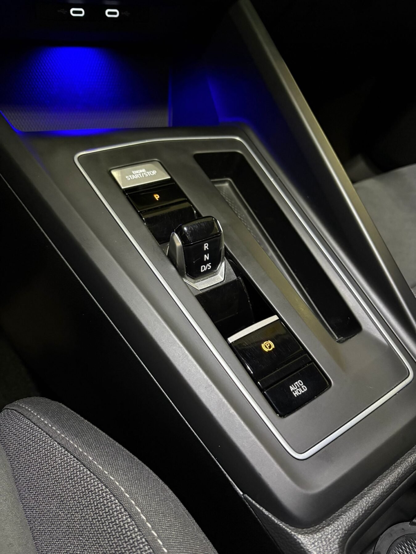 VOLKSWAGEN GOLF Style 2.0 TDI DSG