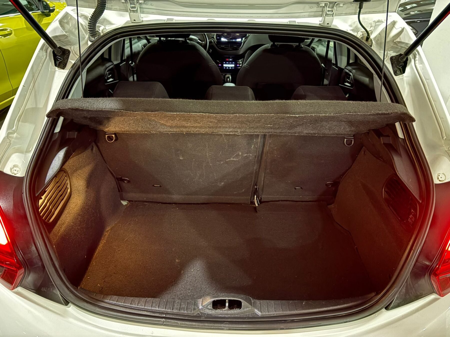 PEUGEOT 208 ALLURE 1.6 BlueHDi 100