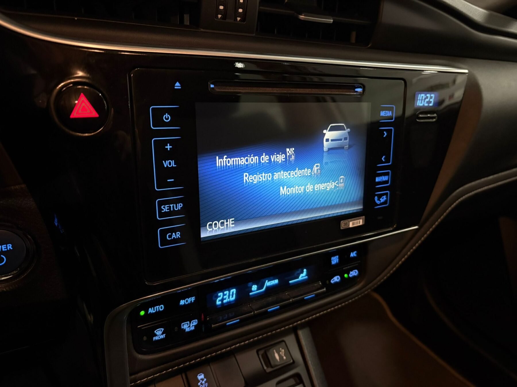 TOYOTA AURIS 1.8 140H Hybrid Active