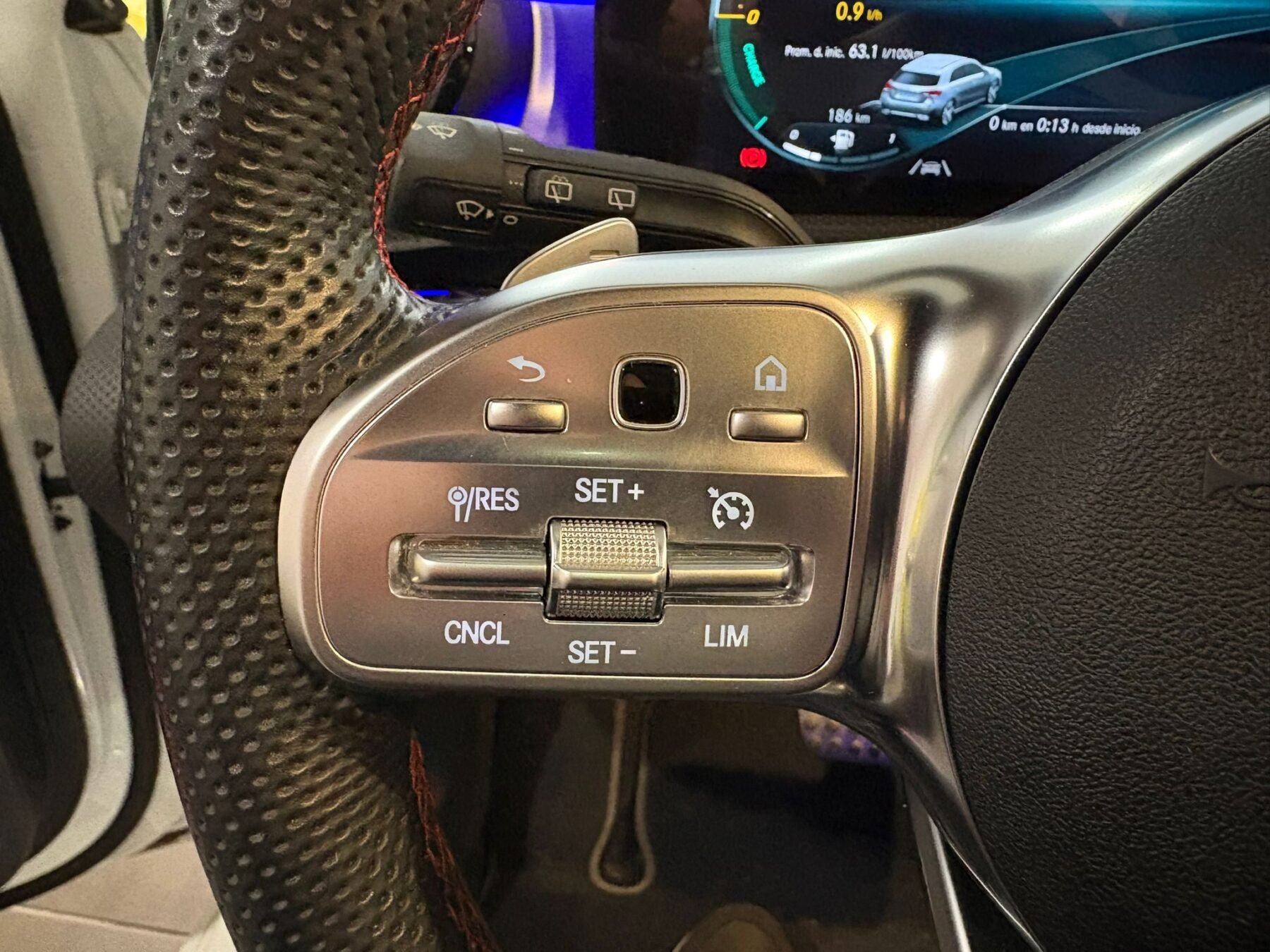 MERCEDES-BENZ Clase A A180 AMG