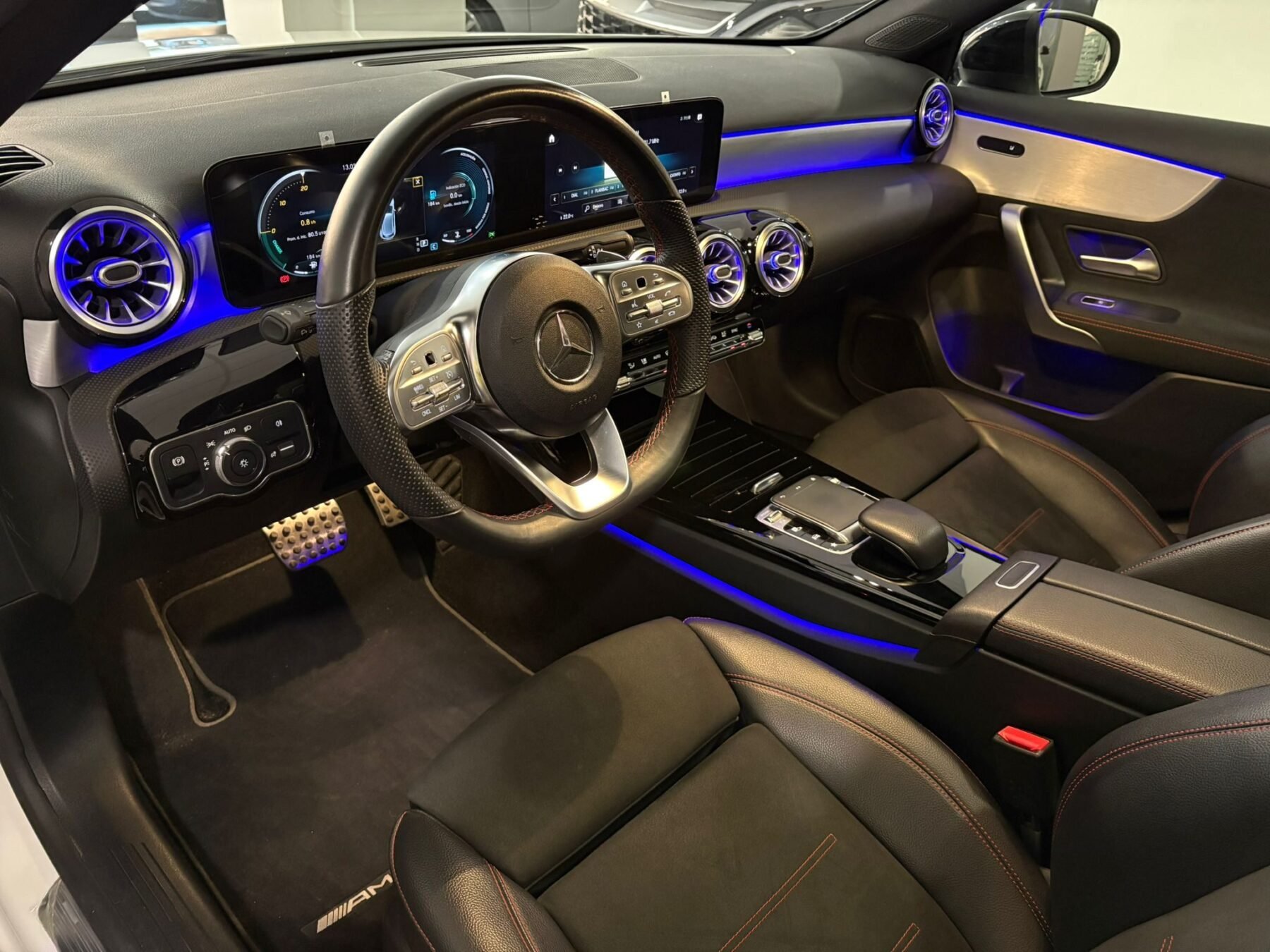 MERCEDES-BENZ Clase A A180 AMG