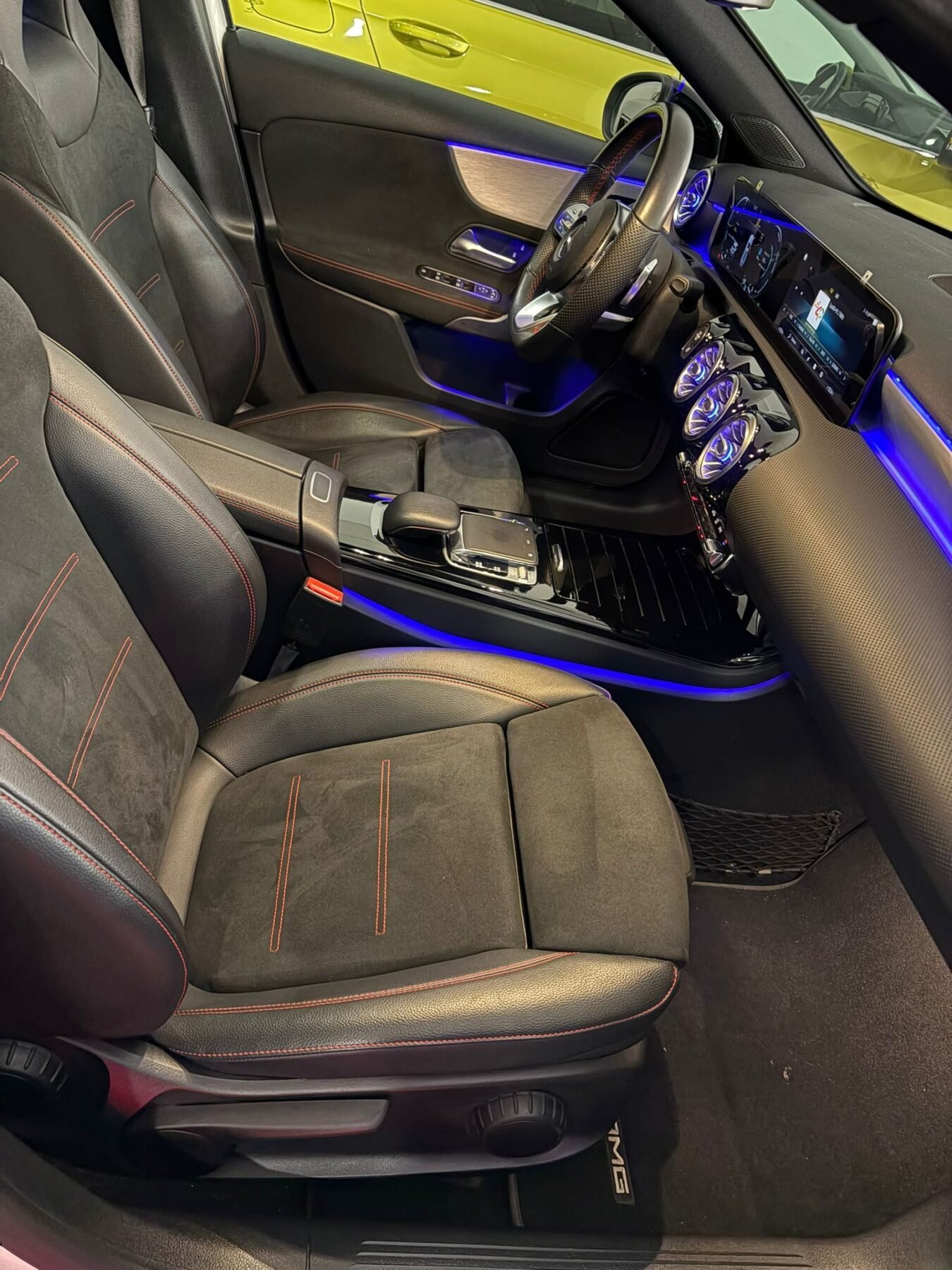 MERCEDES-BENZ Clase A A180 AMG