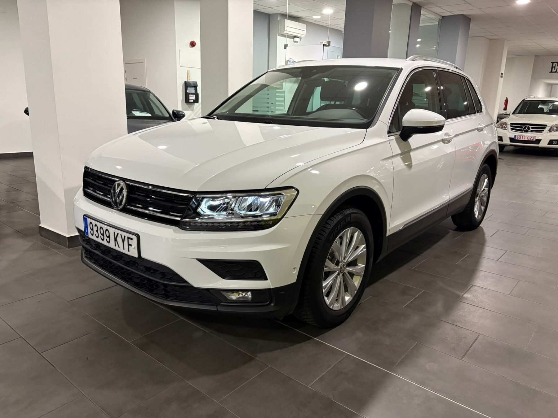 VOLKSWAGEN TIGUAN Advance 1.5 TSI