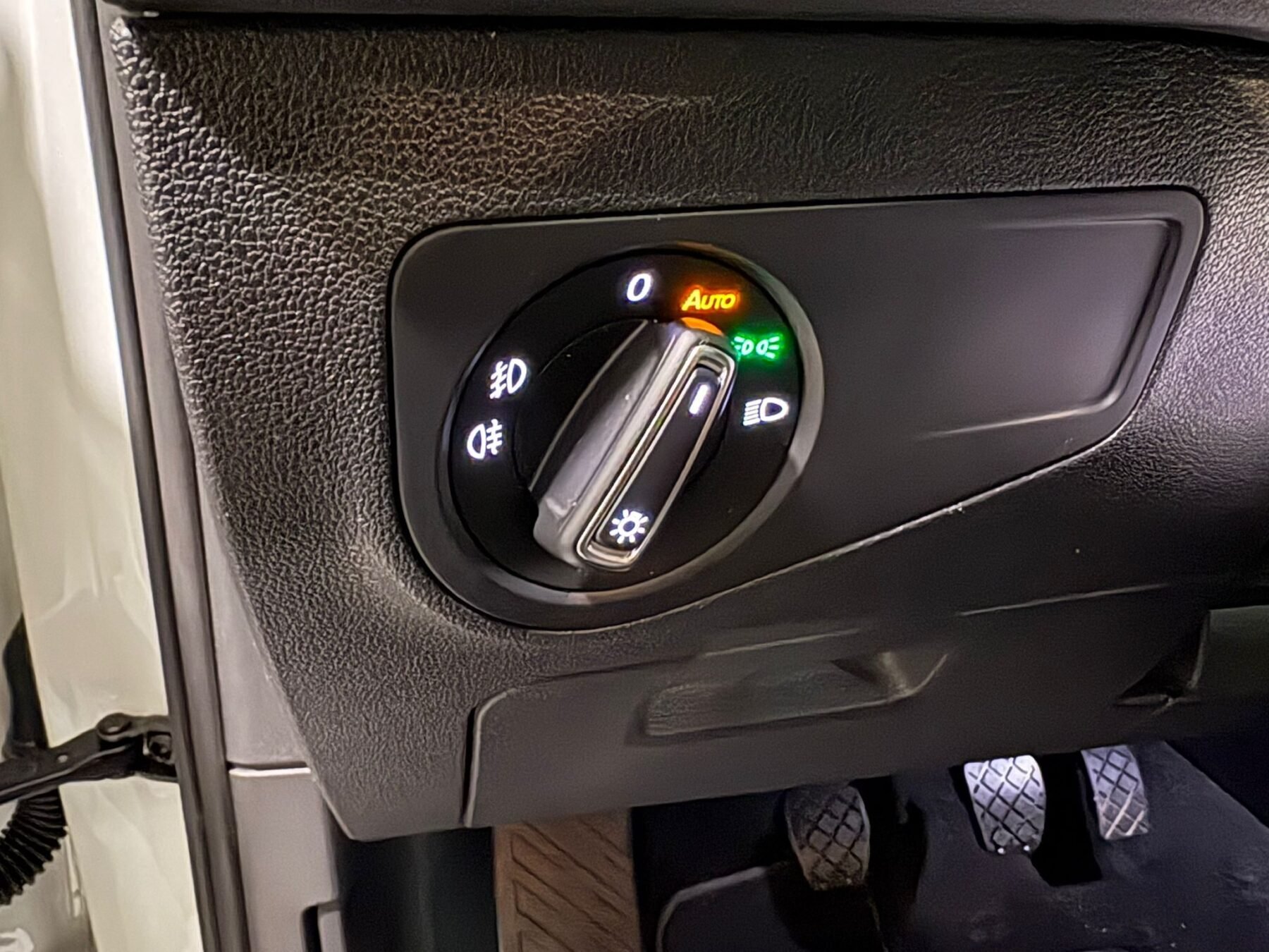 VOLKSWAGEN TIGUAN Advance 1.5 TSI