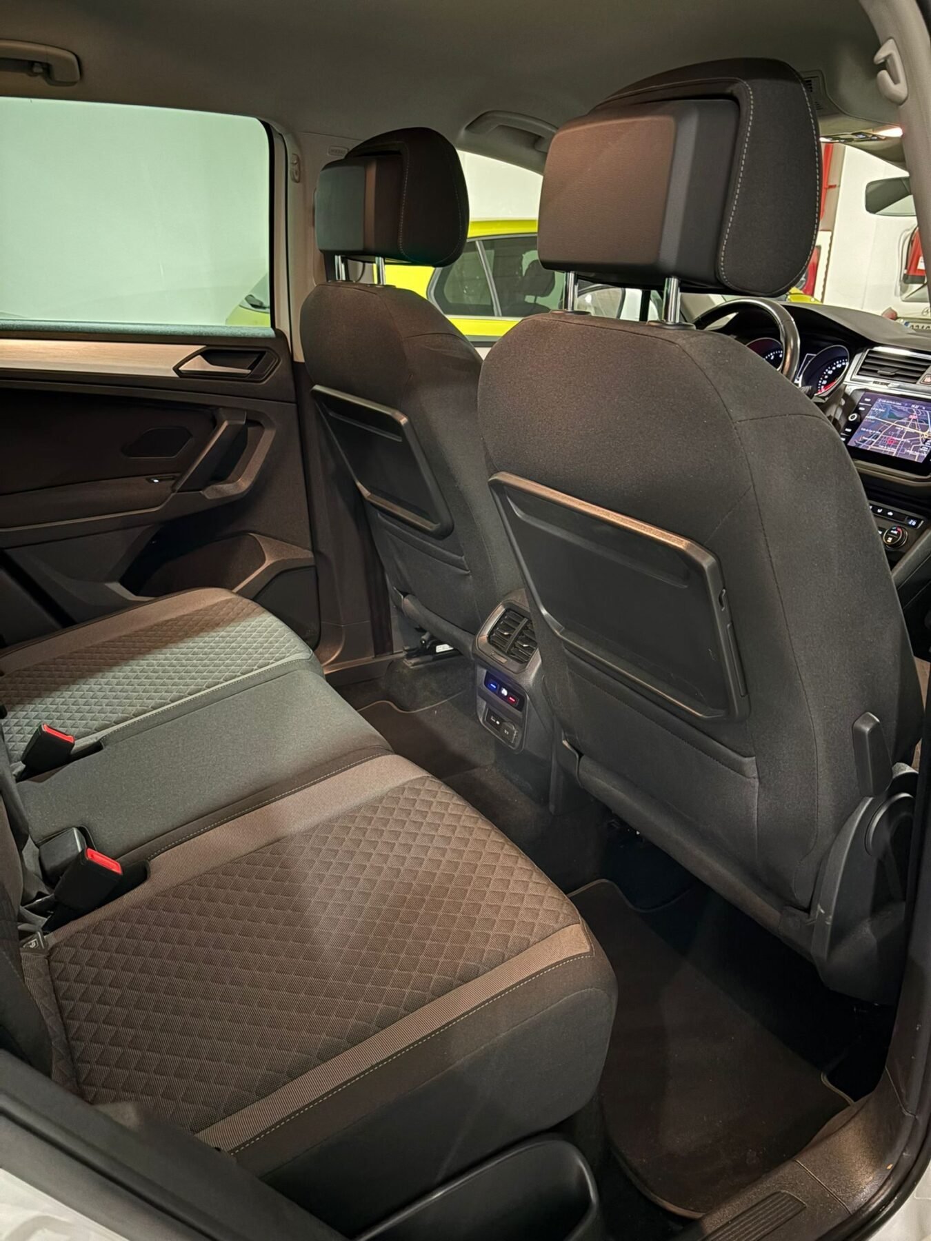 VOLKSWAGEN TIGUAN Advance 1.5 TSI