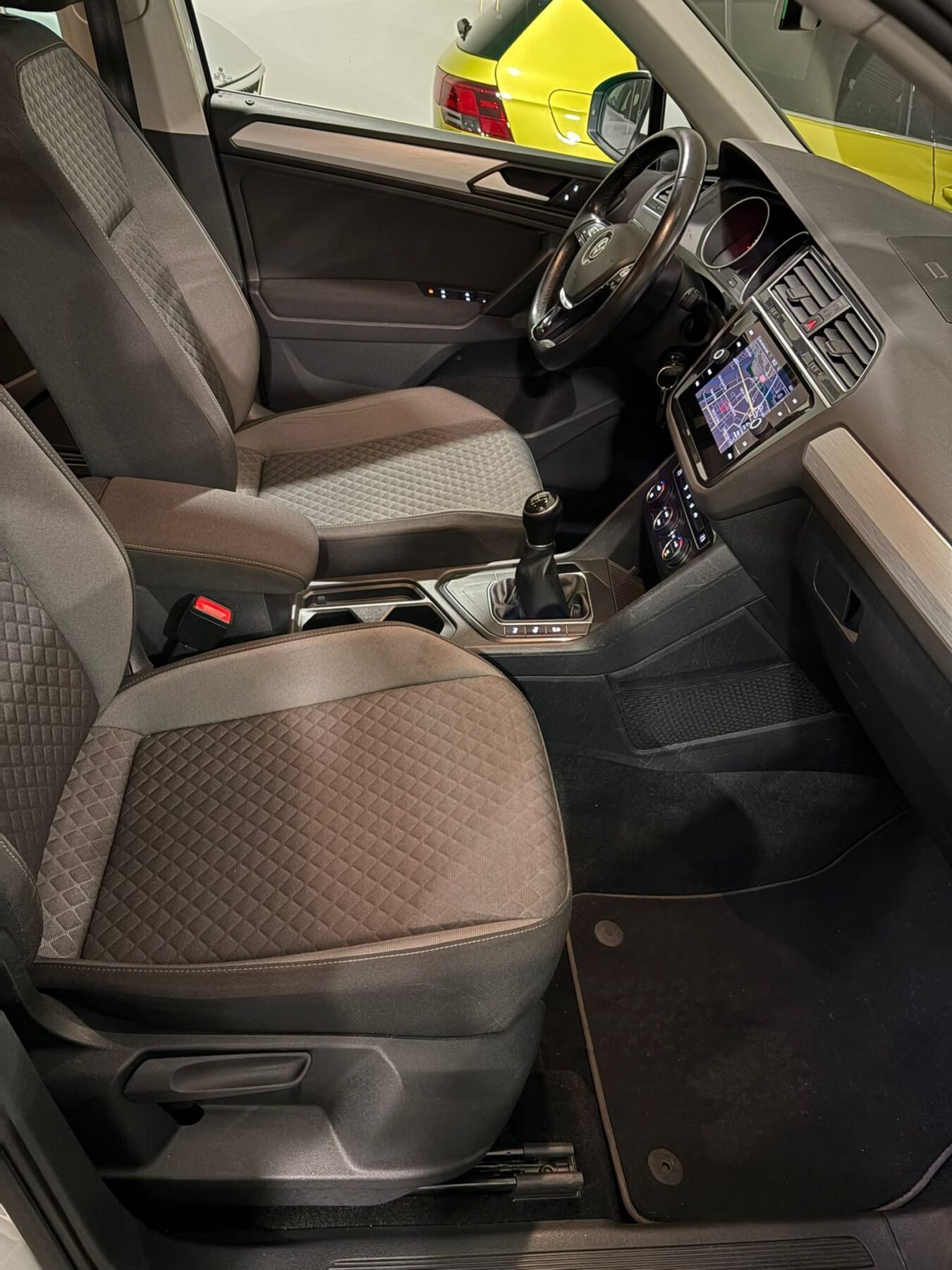 VOLKSWAGEN TIGUAN Advance 1.5 TSI