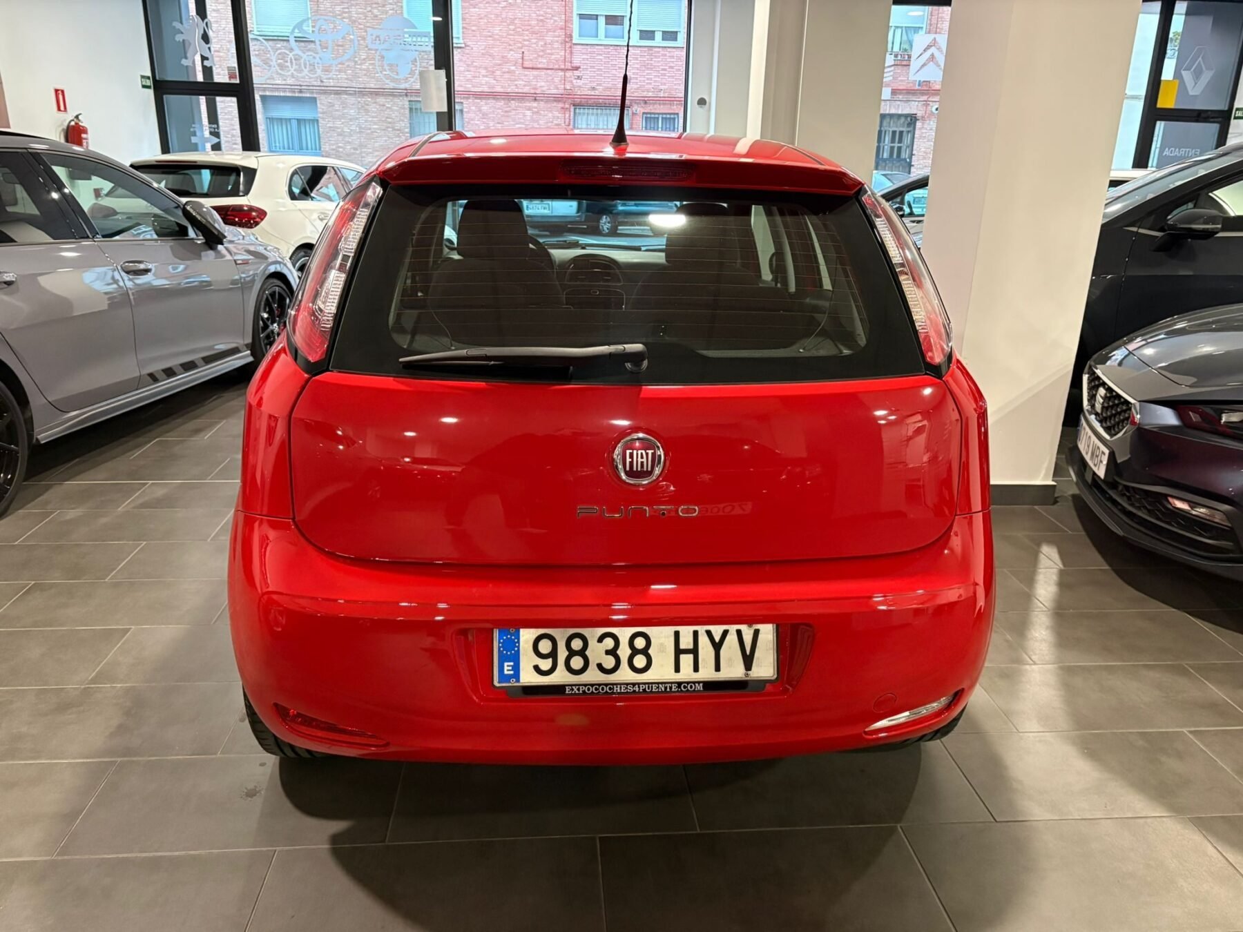 FIAT PUNTO 1.2 8v Pop 67 CV 