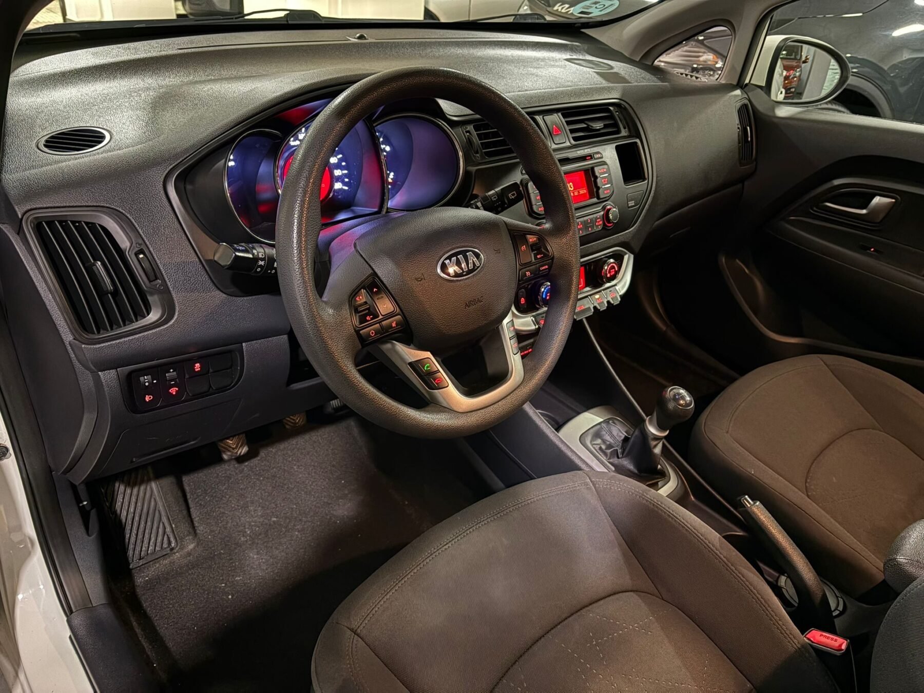 KIA RIO 1.2 CVVT 85cv Drive