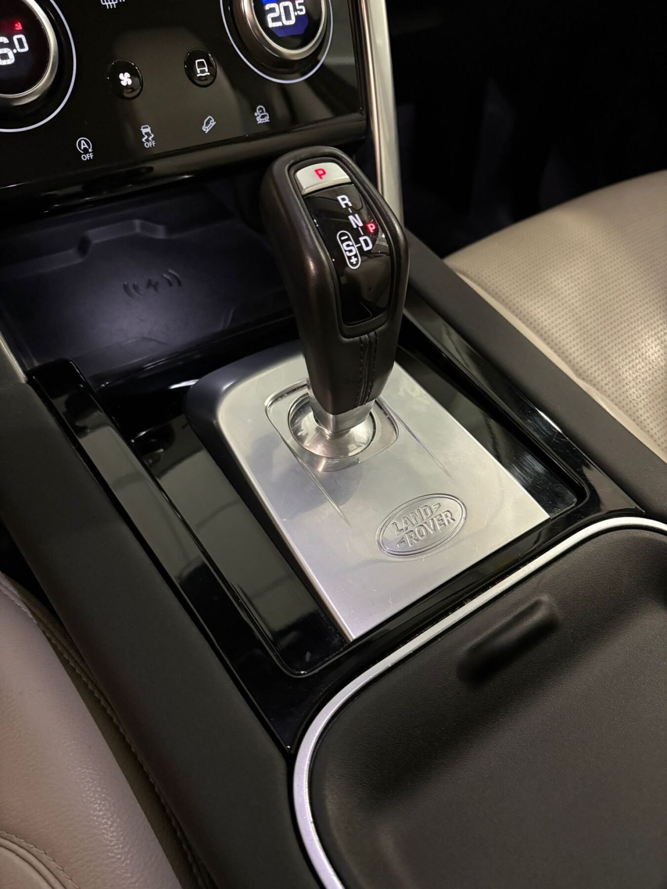 LAND-ROVER DISCOVERY SPORT 2.0D I4L.Flw 150 PS AWD MHEV Auto HSE