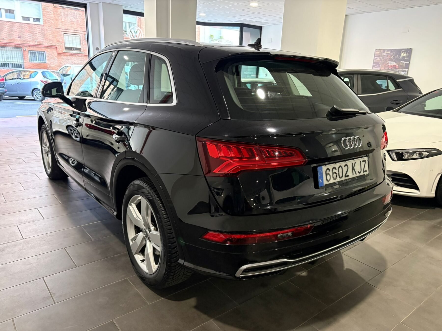AUDI Q5 S line 2.0 TDI quattro S tronic