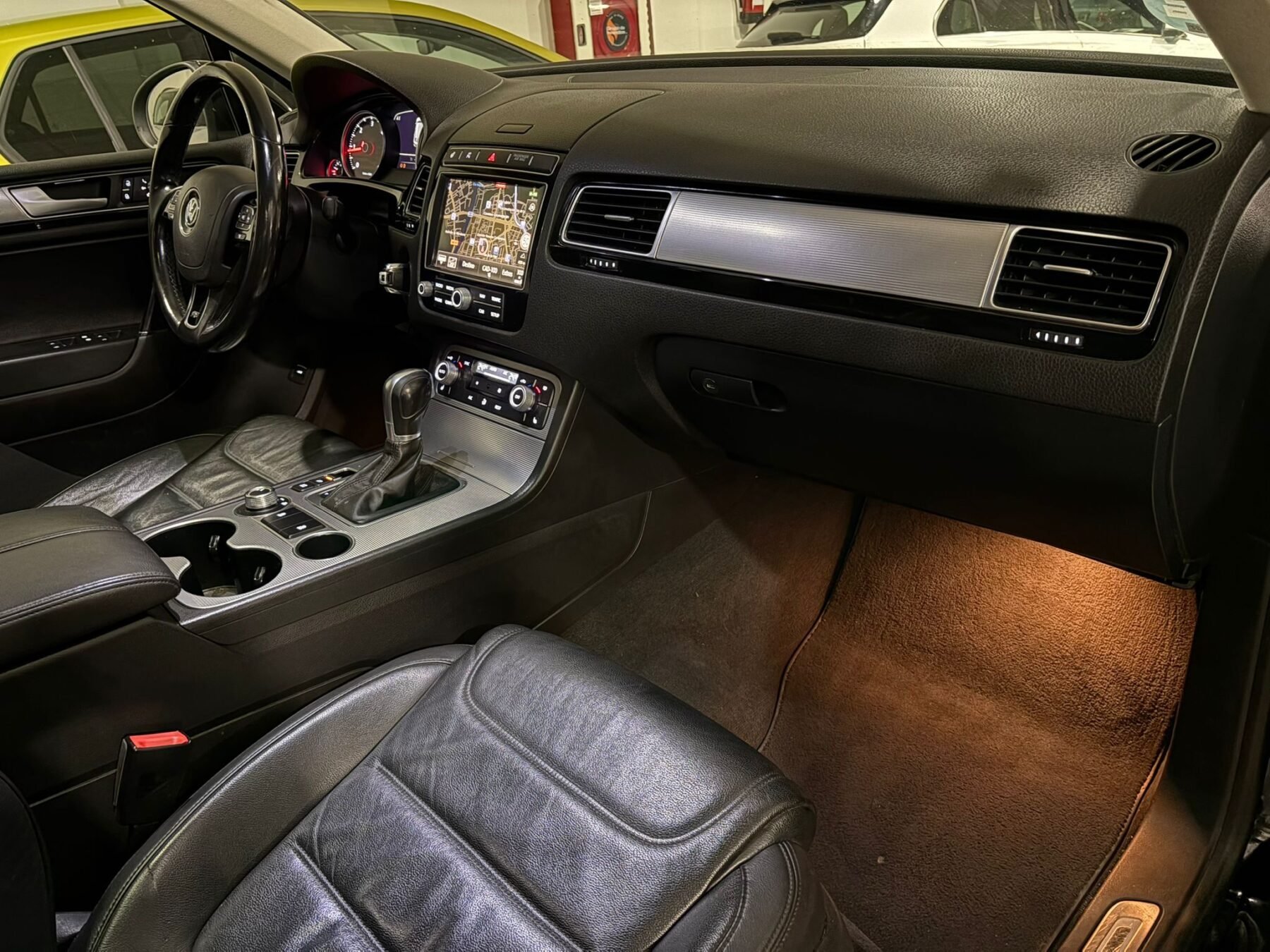 VOLKSWAGEN TOUAREG RLine 3.0 TDI 193kW262CV BMT Tiptron