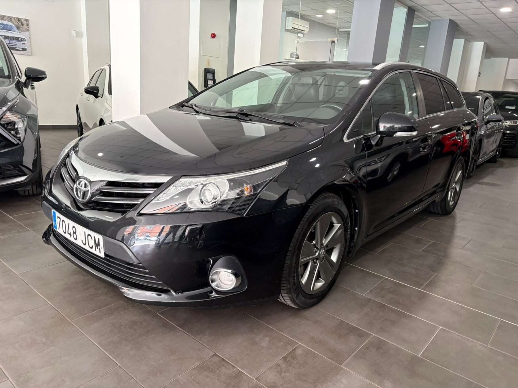 TOYOTA AVENSIS 150D Executive AutoDrive Cross Sport