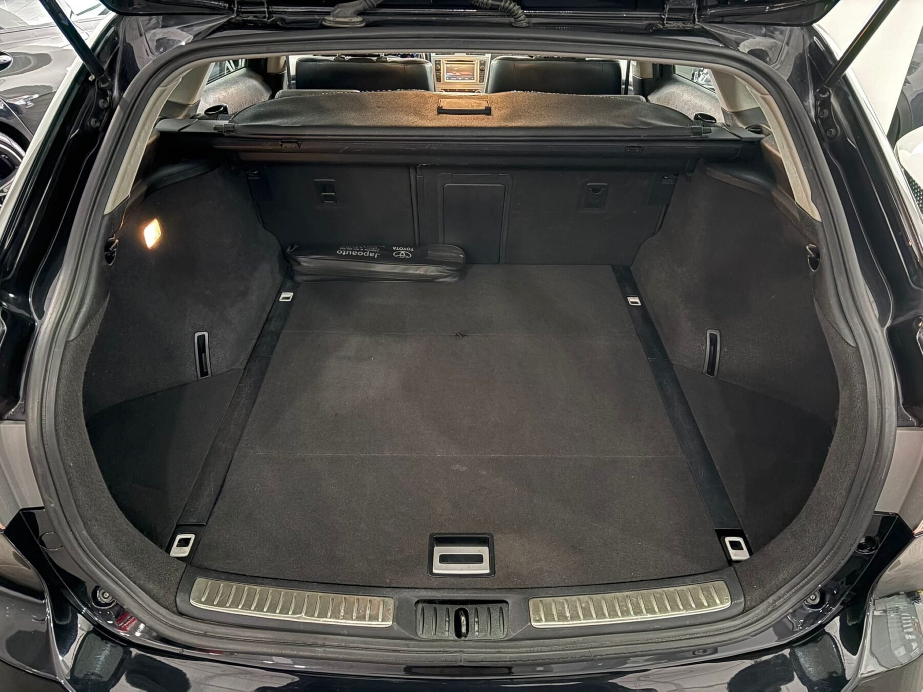 TOYOTA AVENSIS 150D Executive AutoDrive Cross Sport