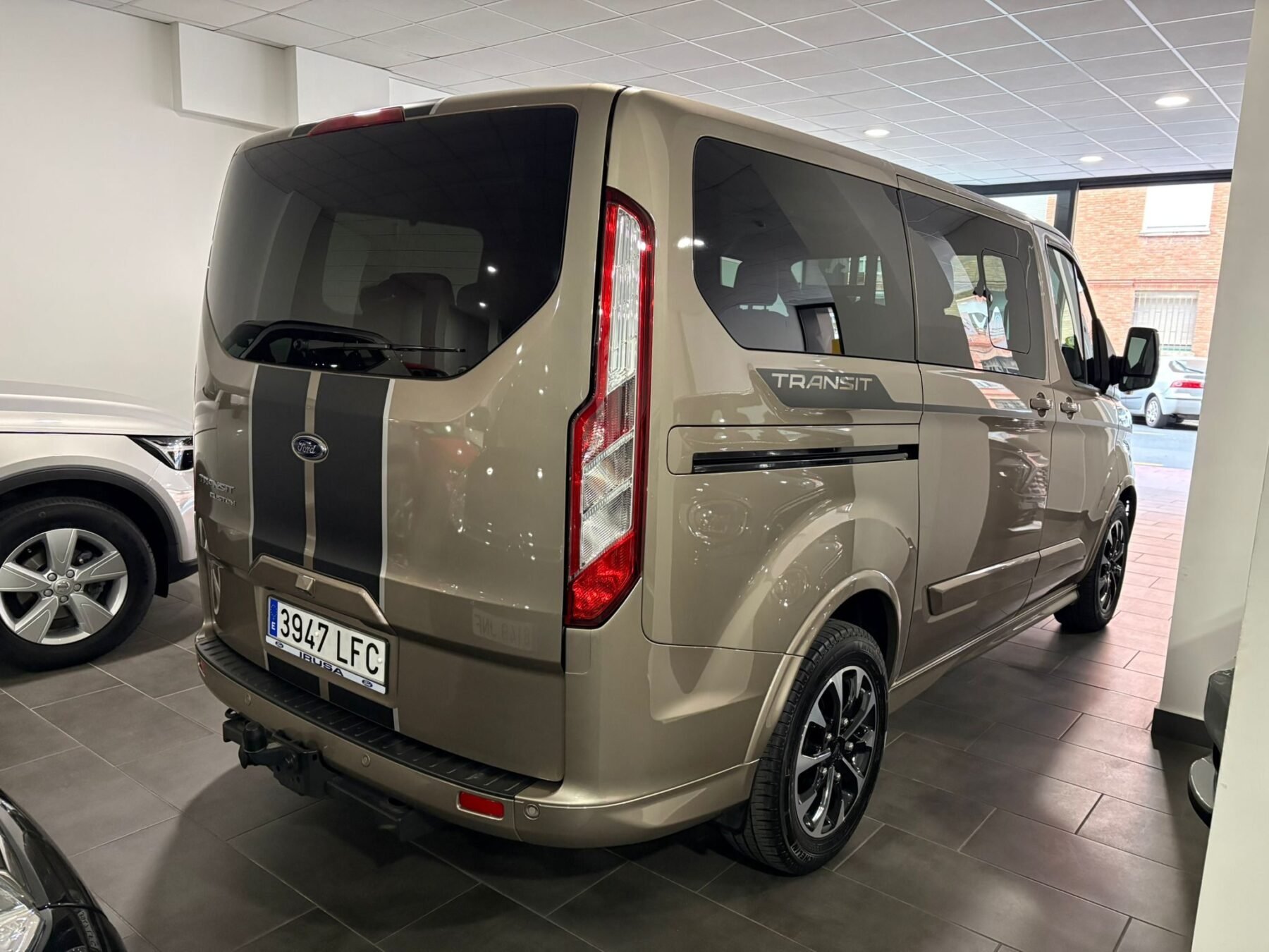 FORD TRANSIT Custom Kombi 2.0 TDCI 320 L1 Sport