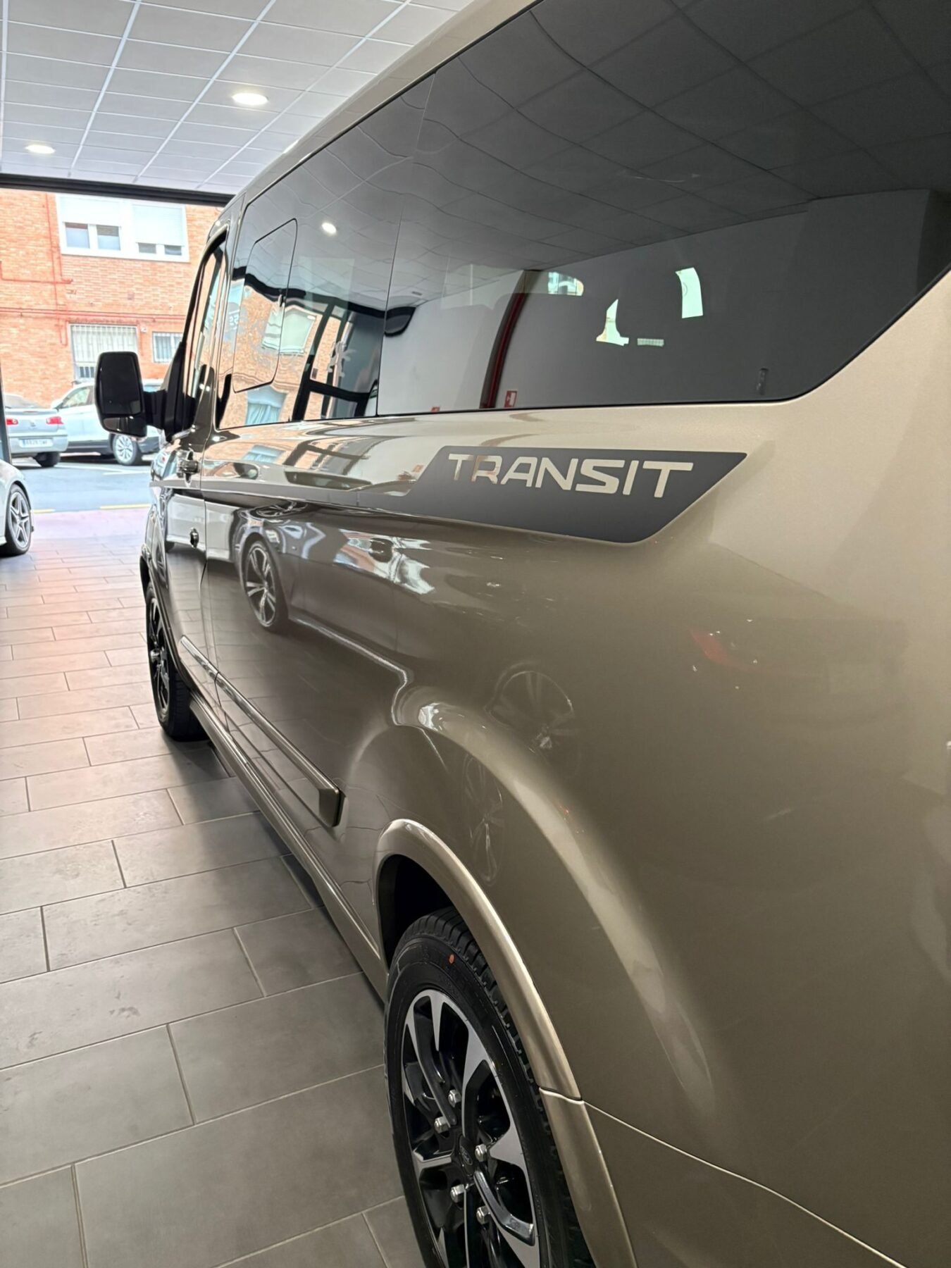 FORD TRANSIT Custom Kombi 2.0 TDCI 320 L1 Sport