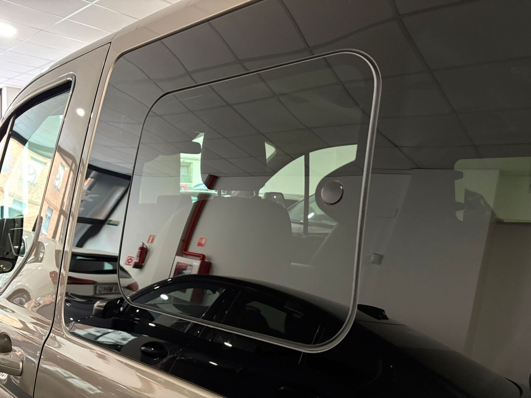 FORD TRANSIT Custom Kombi 2.0 TDCI 320 L1 Sport