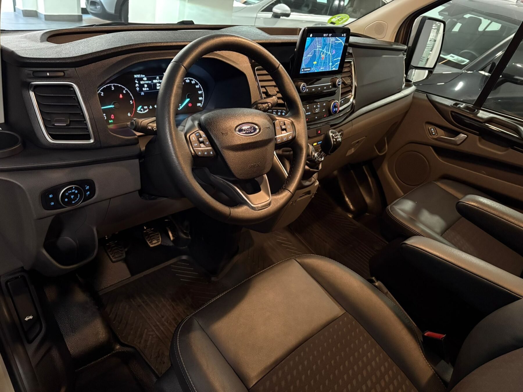 FORD TRANSIT Custom Kombi 2.0 TDCI 320 L1 Sport