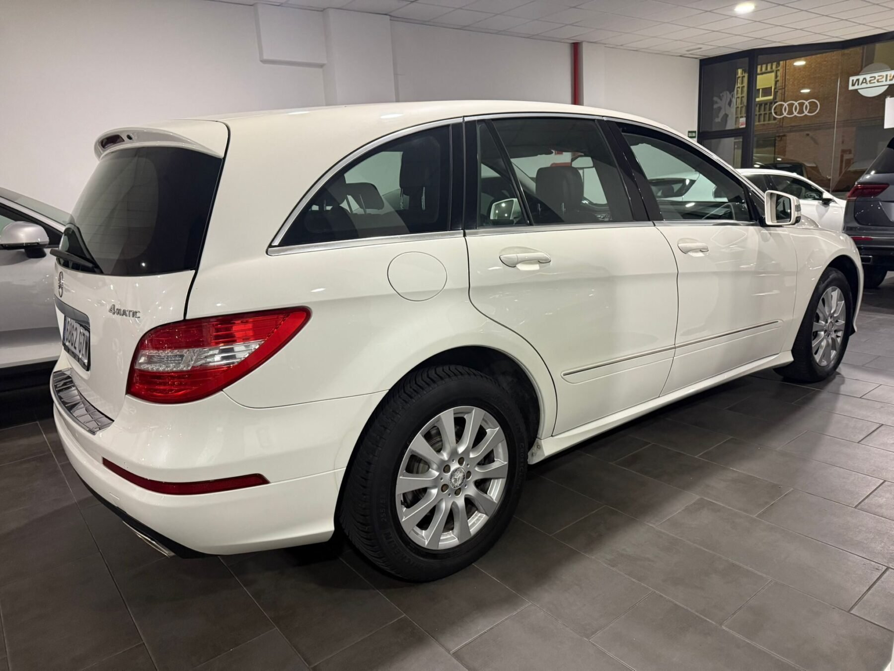 MERCEDES-BENZ Clase R 350 4MATIC