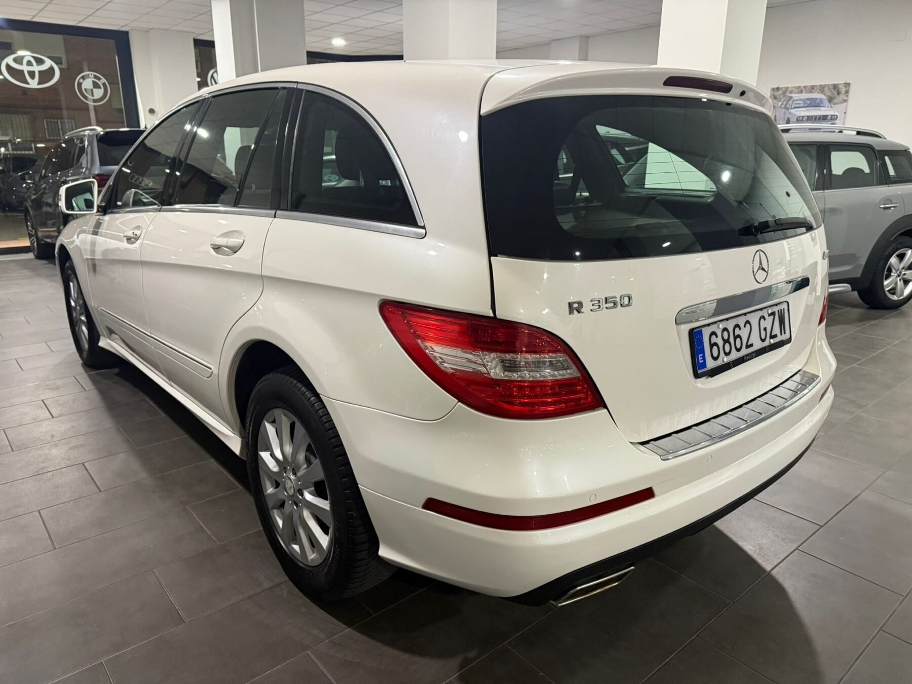 MERCEDES-BENZ Clase R 350 4MATIC