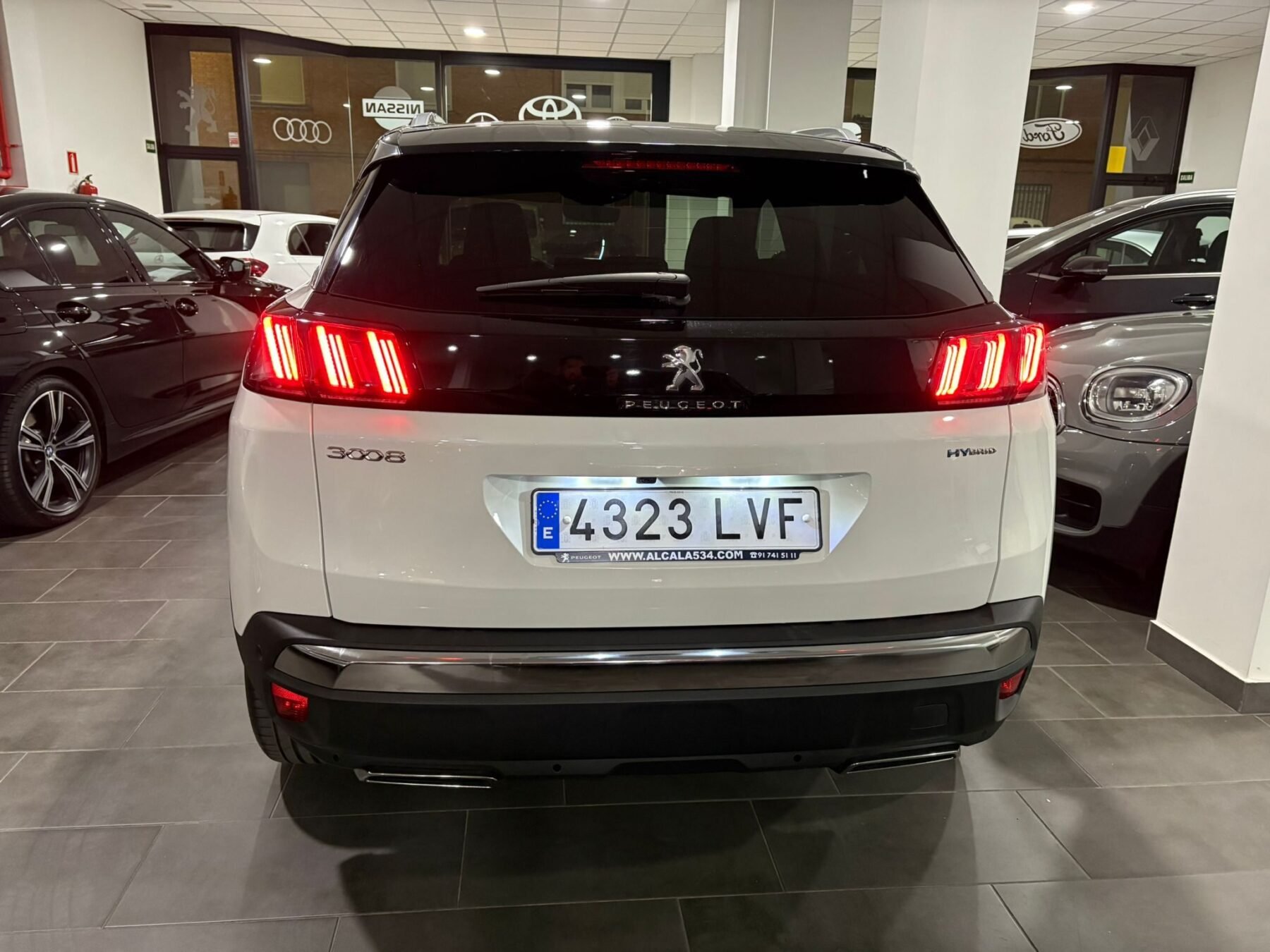 PEUGEOT 3008 Hybrid 225 eEAT8 GT