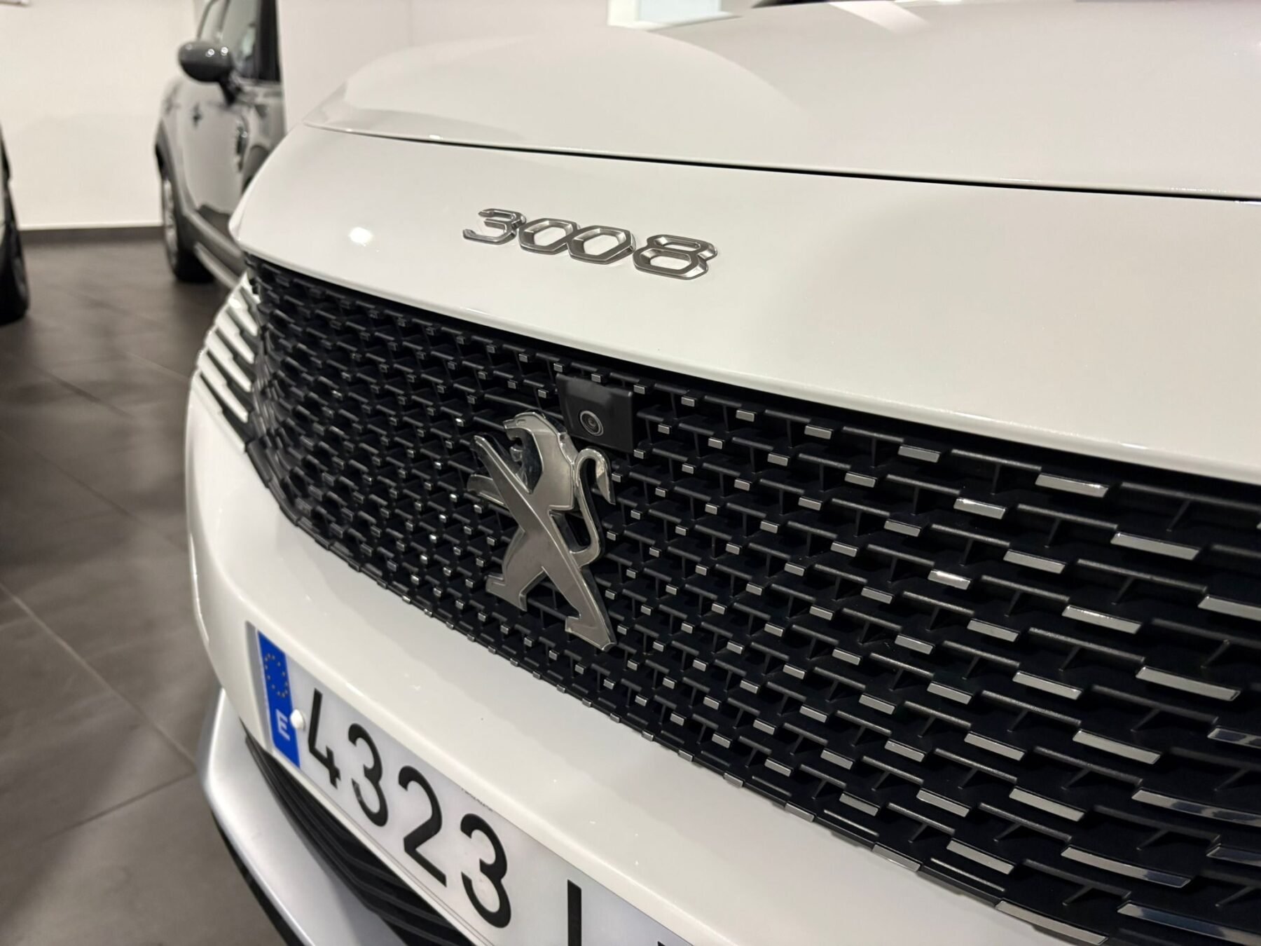 PEUGEOT 3008 Hybrid 225 eEAT8 GT