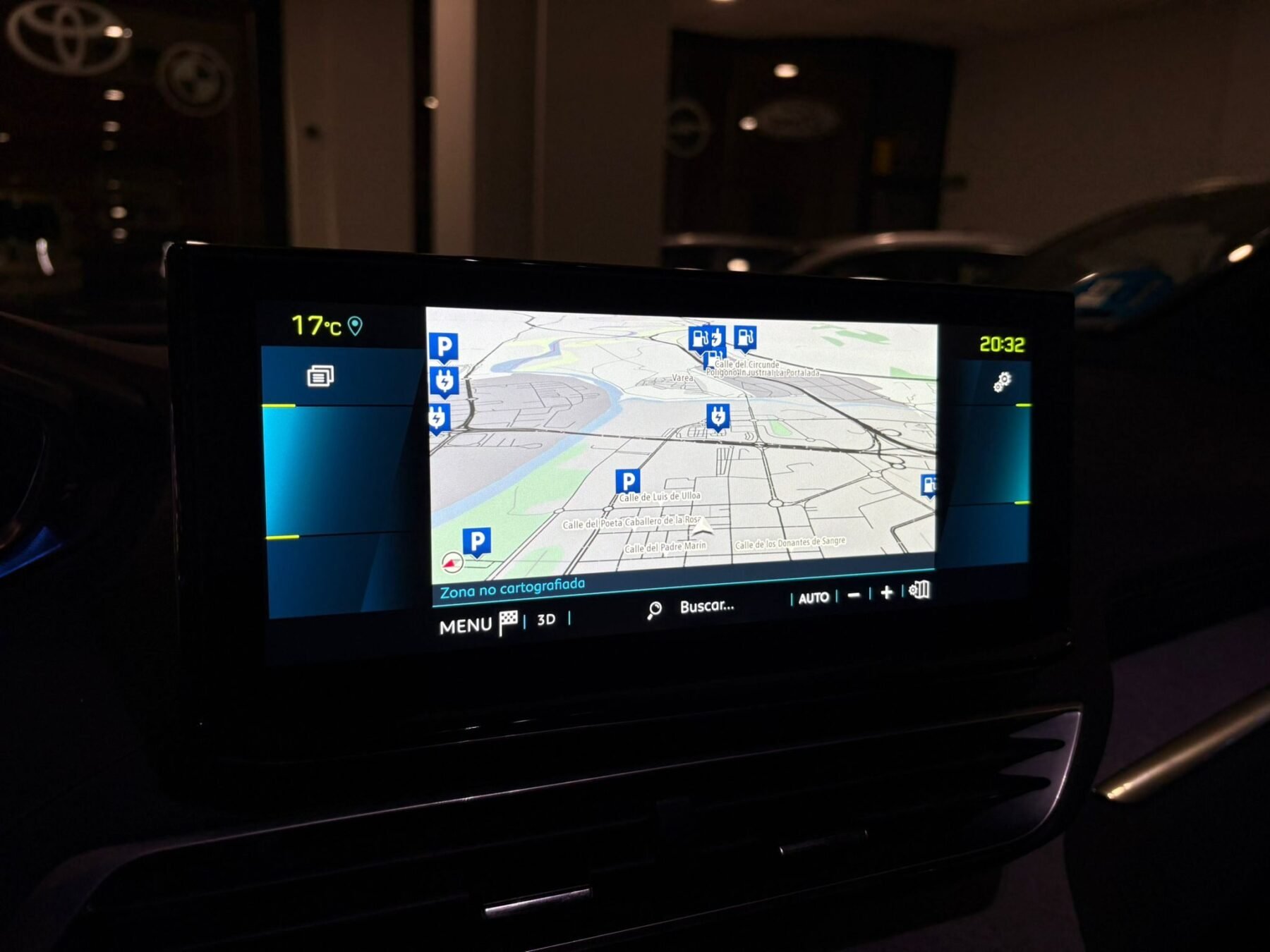 PEUGEOT 3008 Hybrid 225 eEAT8 GT